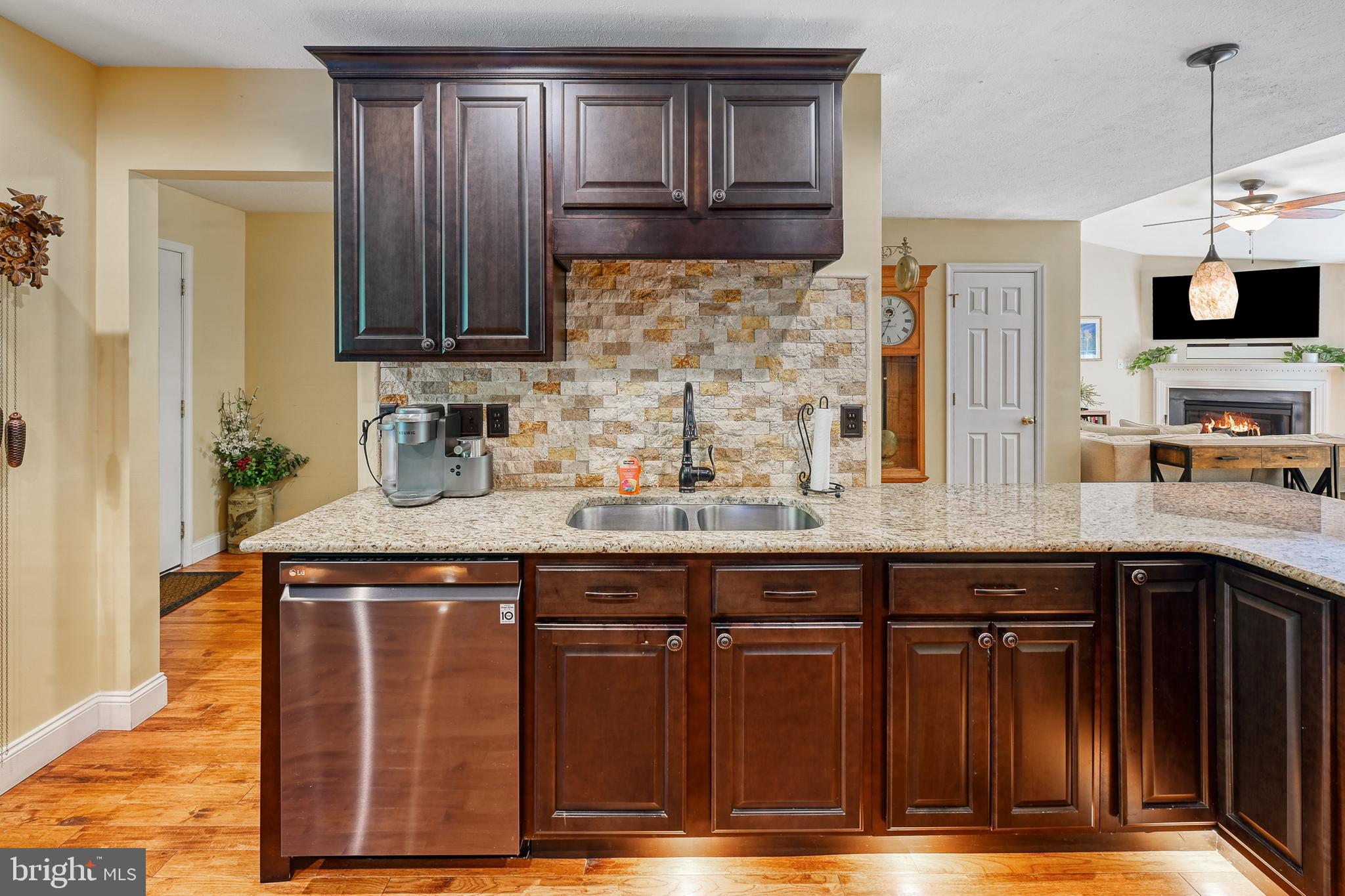 WINDWOOD COVES - Residential