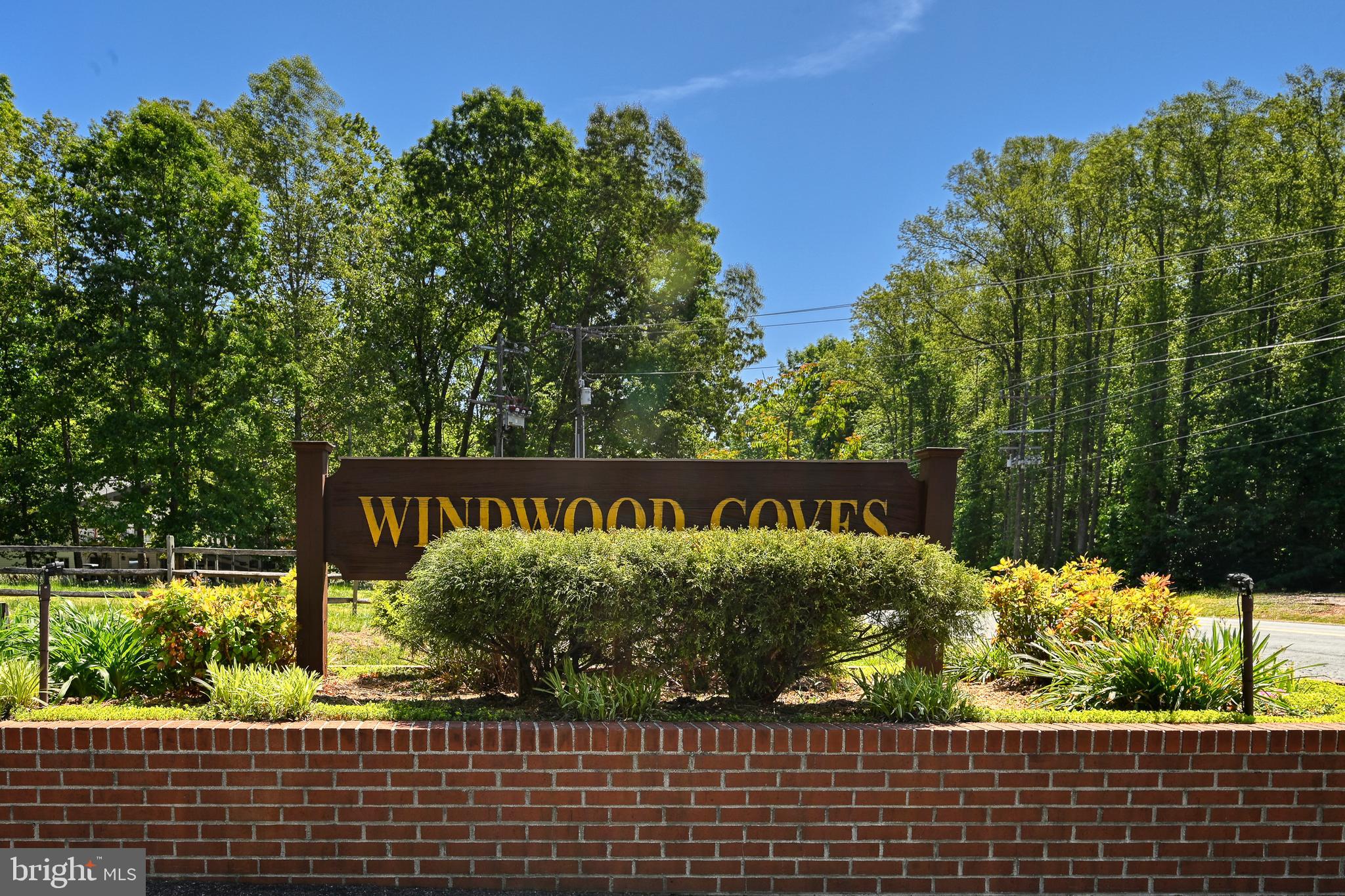 WINDWOOD COVES - Residential
