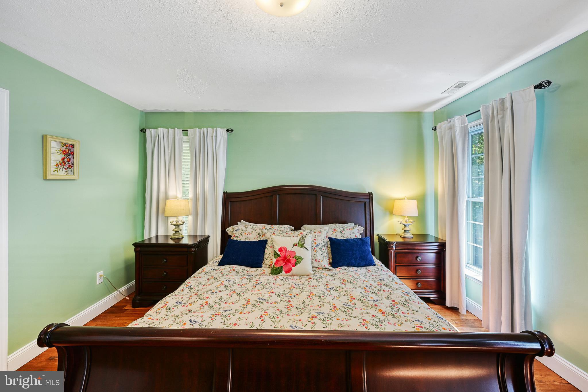 WINDWOOD COVES - Residential