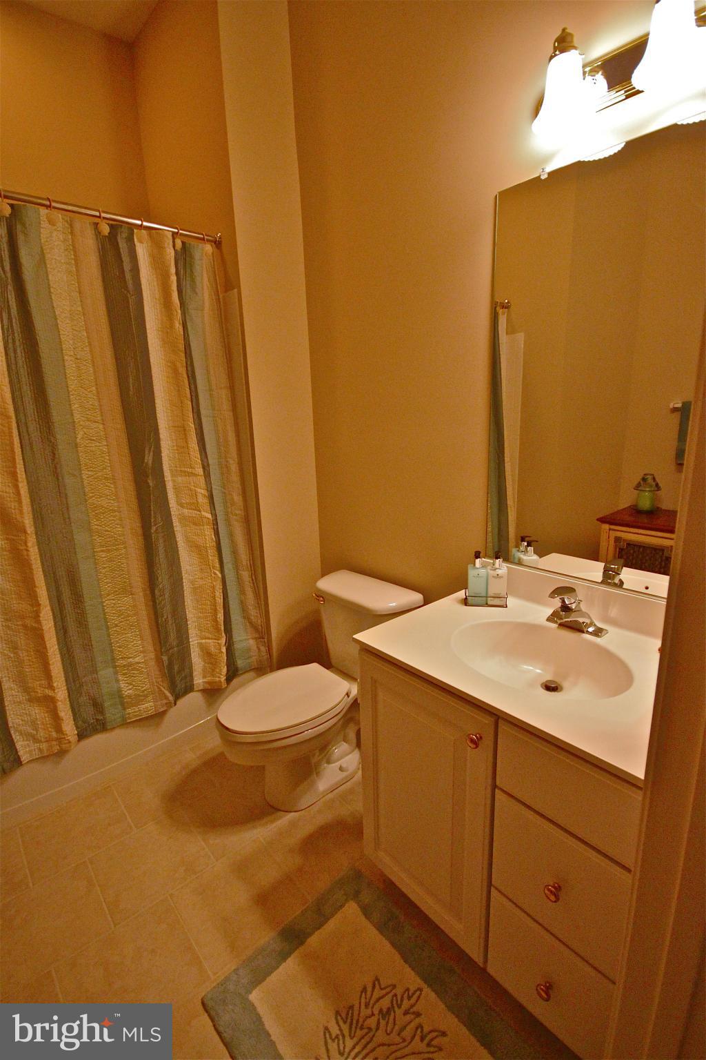 SOUTH RIVER COLONY - Residential