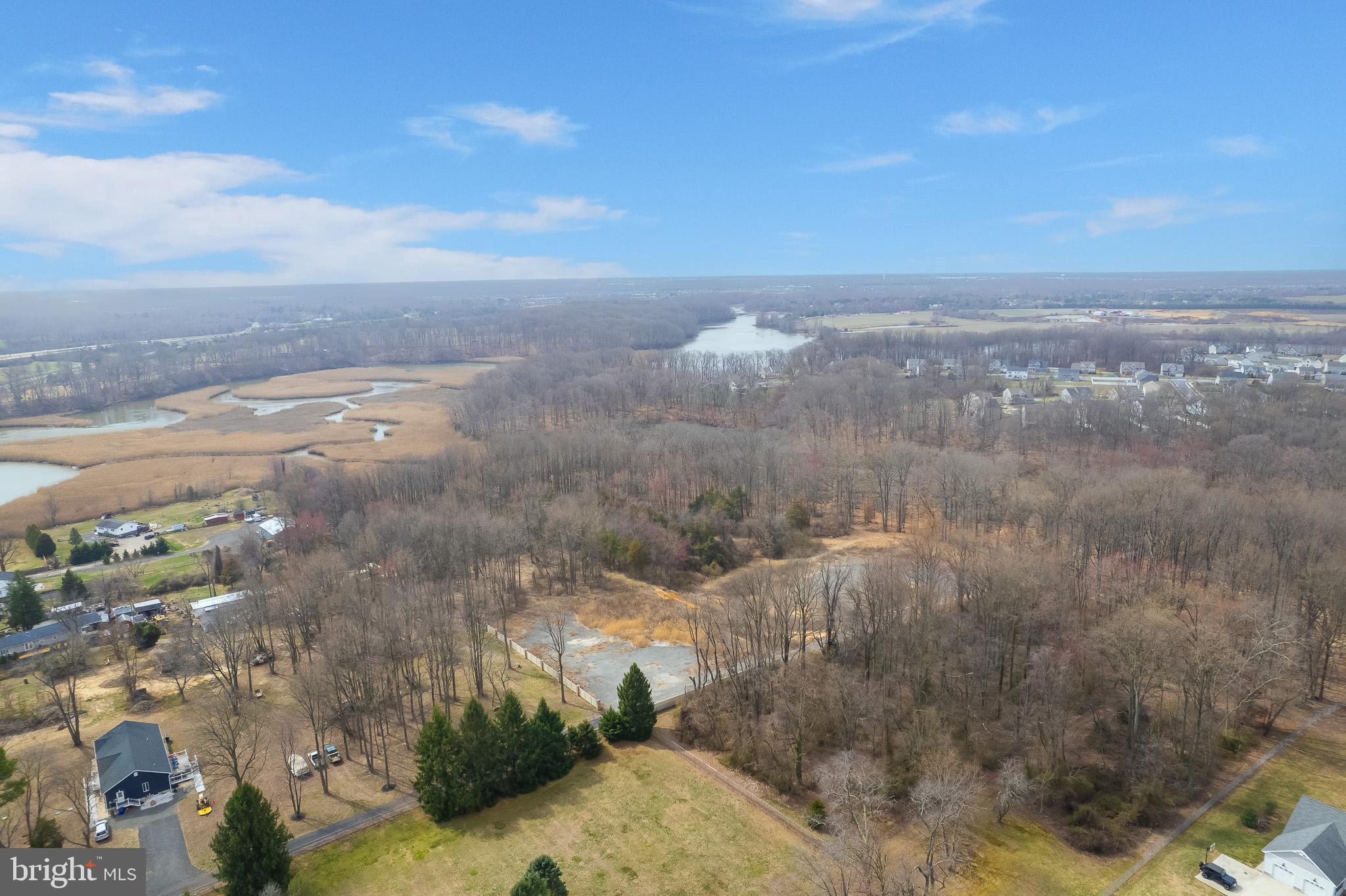 BRACKIN ESTATES - Land