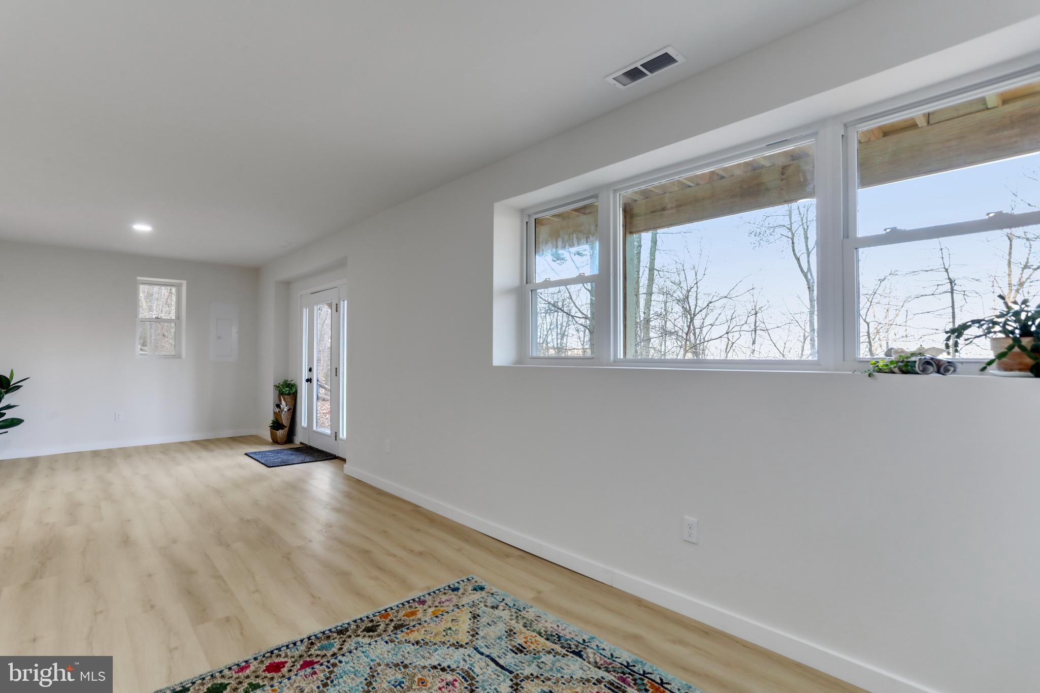 SHANNONDALE - Residential