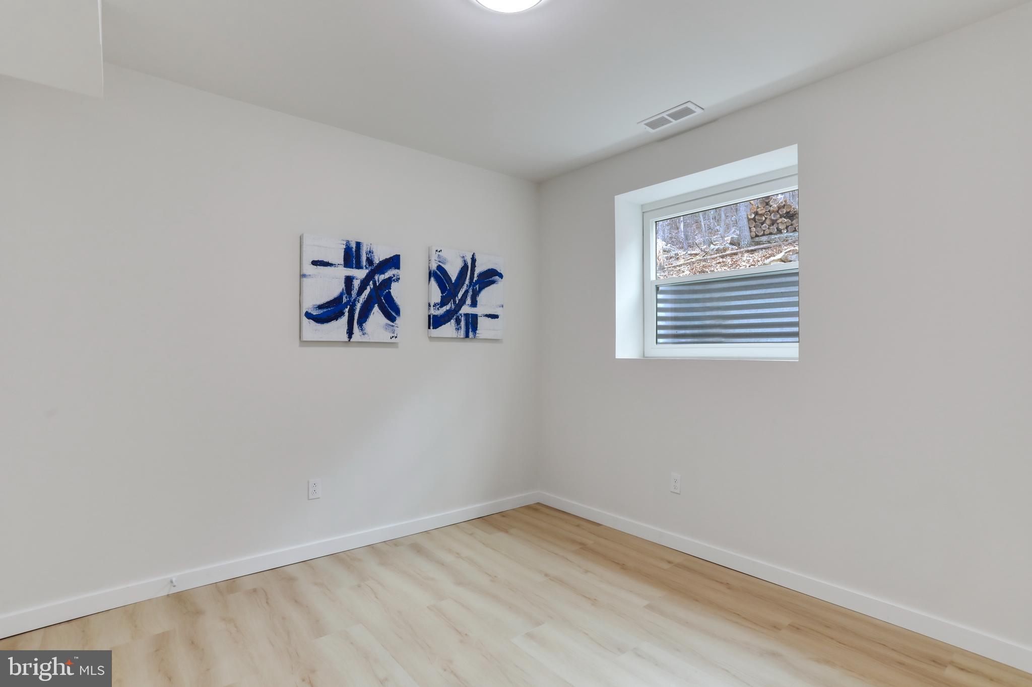 SHANNONDALE - Residential