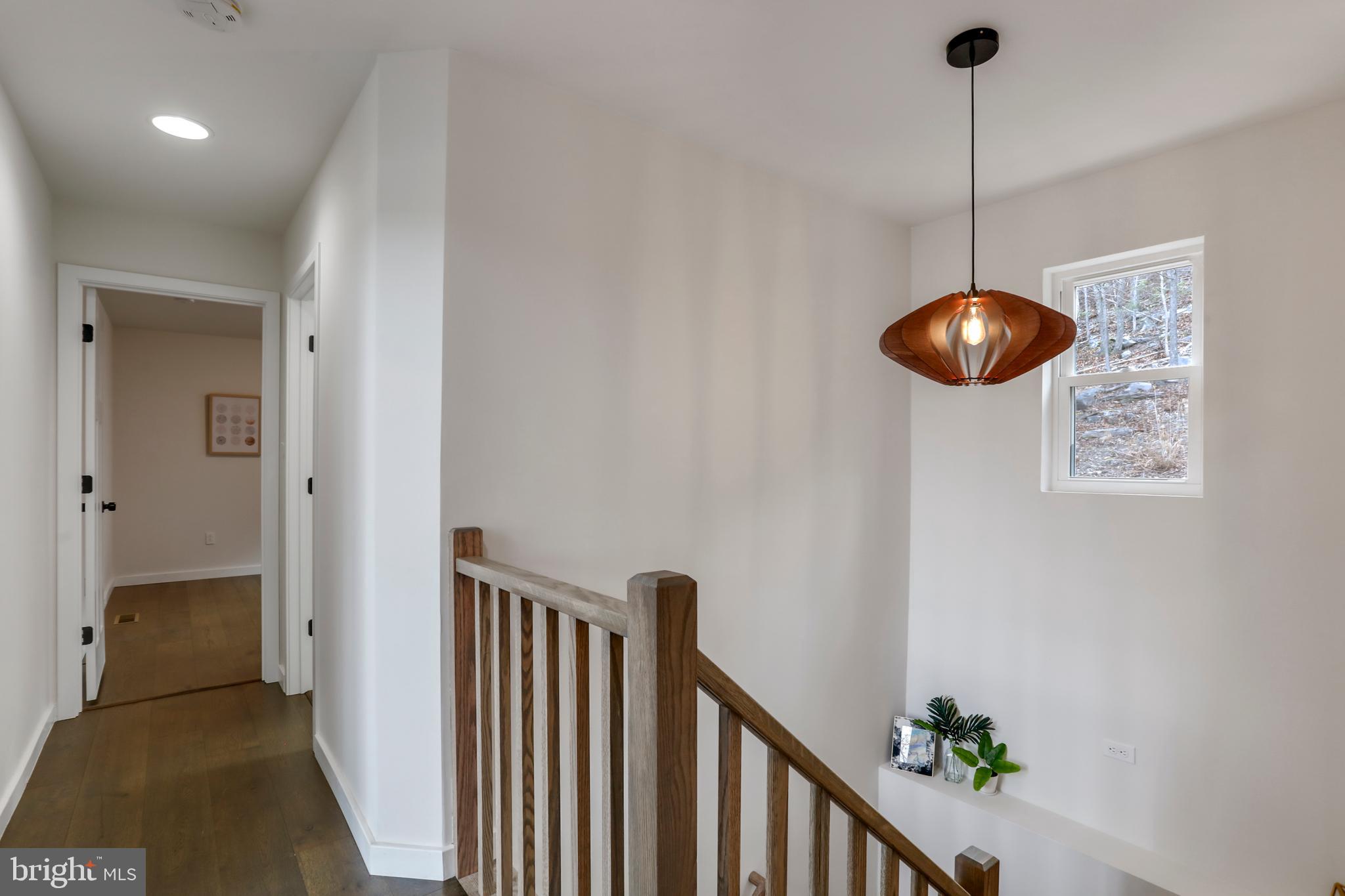 SHANNONDALE - Residential