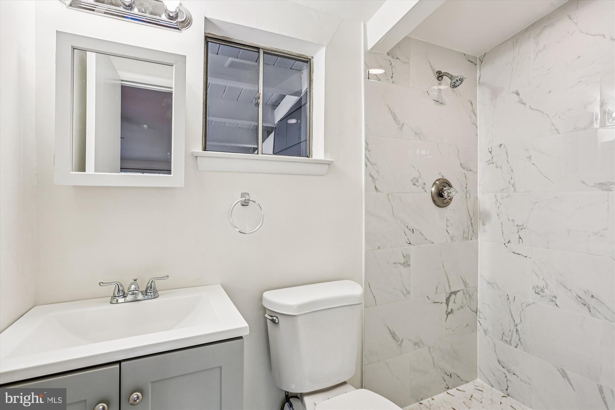 KEMP MILL ESTATES - Residential