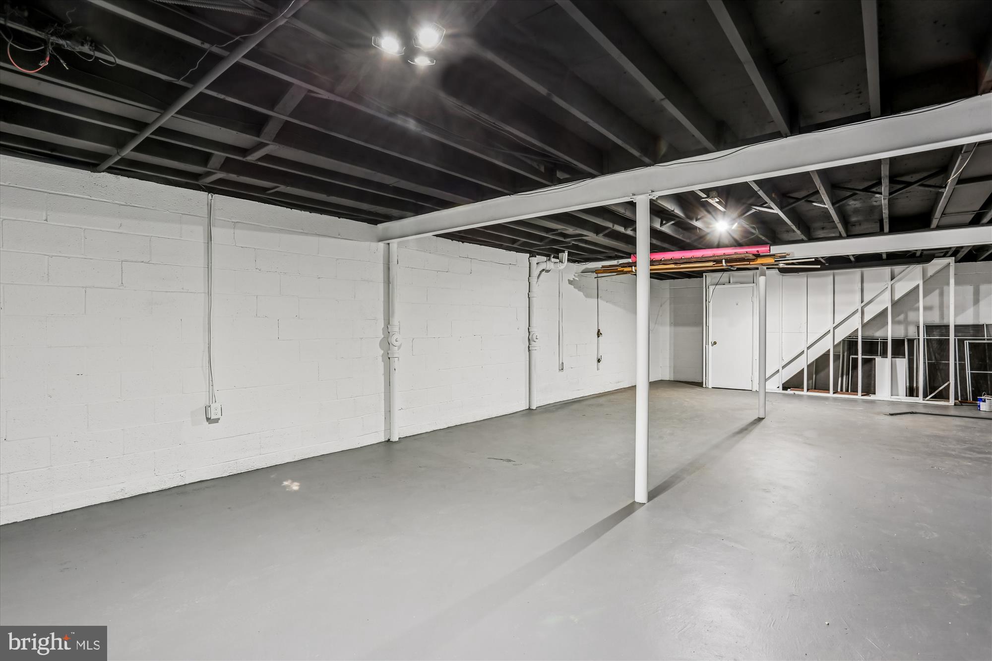 KEMP MILL ESTATES - Residential