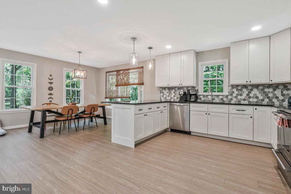 BRYANTOWN HILLS - Residential