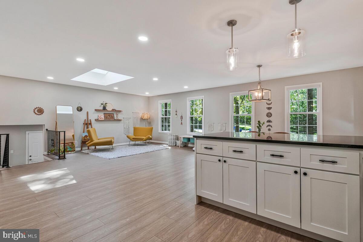 BRYANTOWN HILLS - Residential