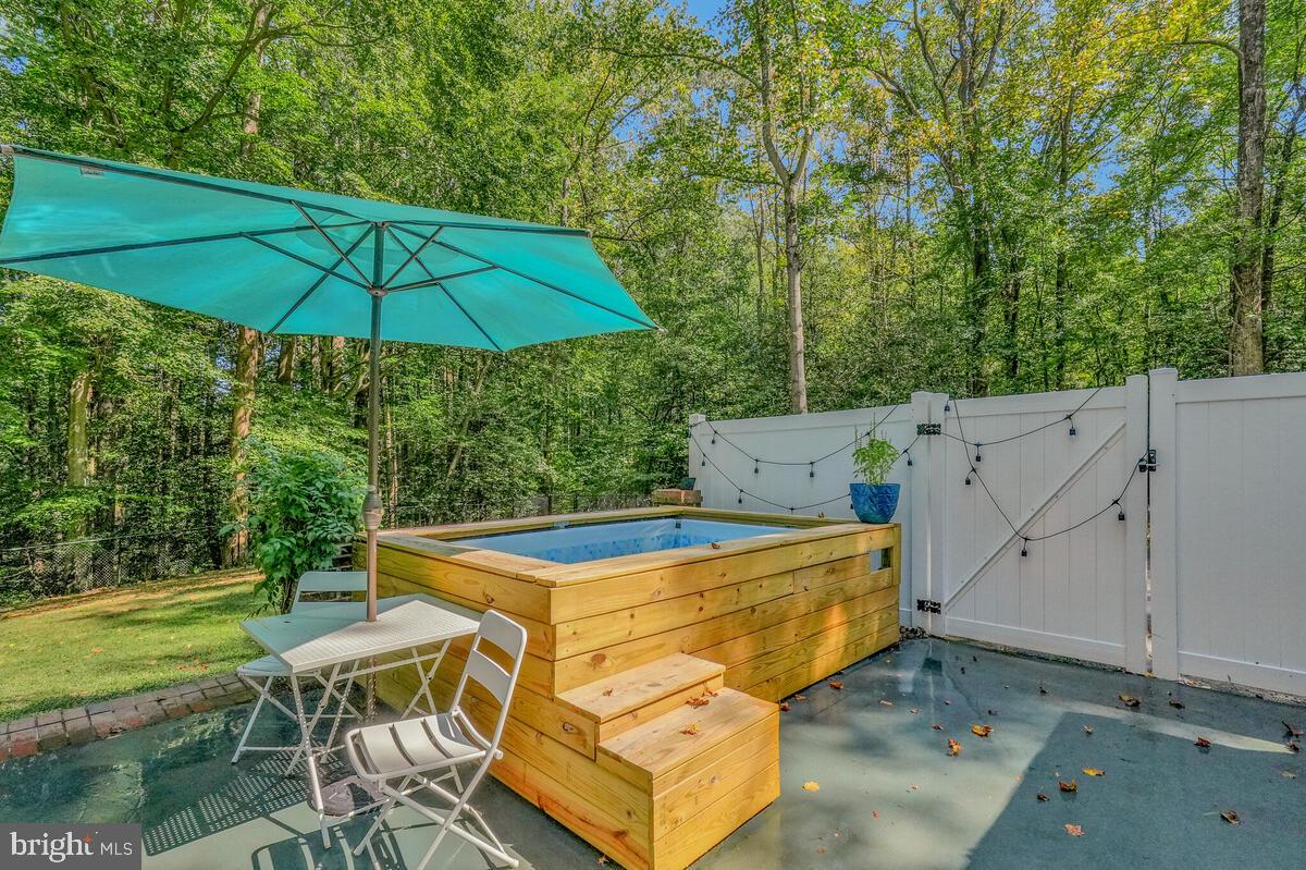 BRYANTOWN HILLS - Residential