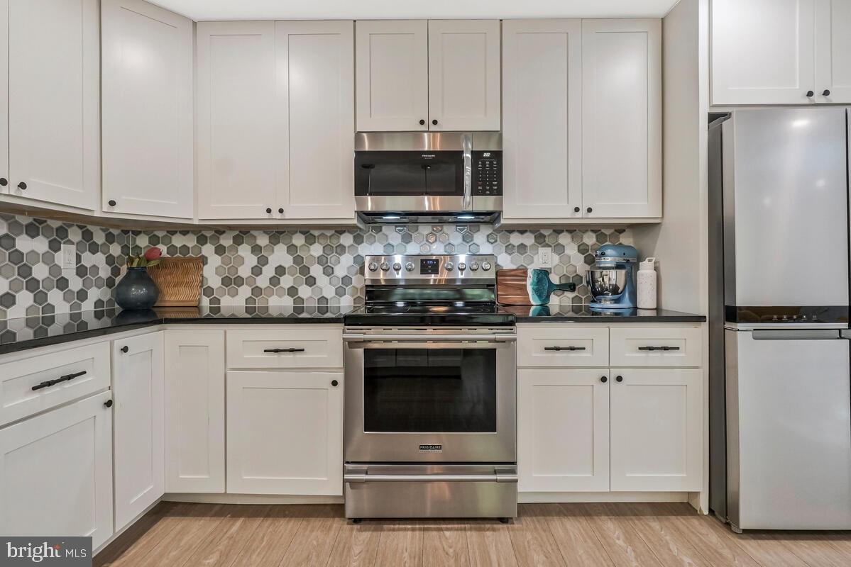 BRYANTOWN HILLS - Residential