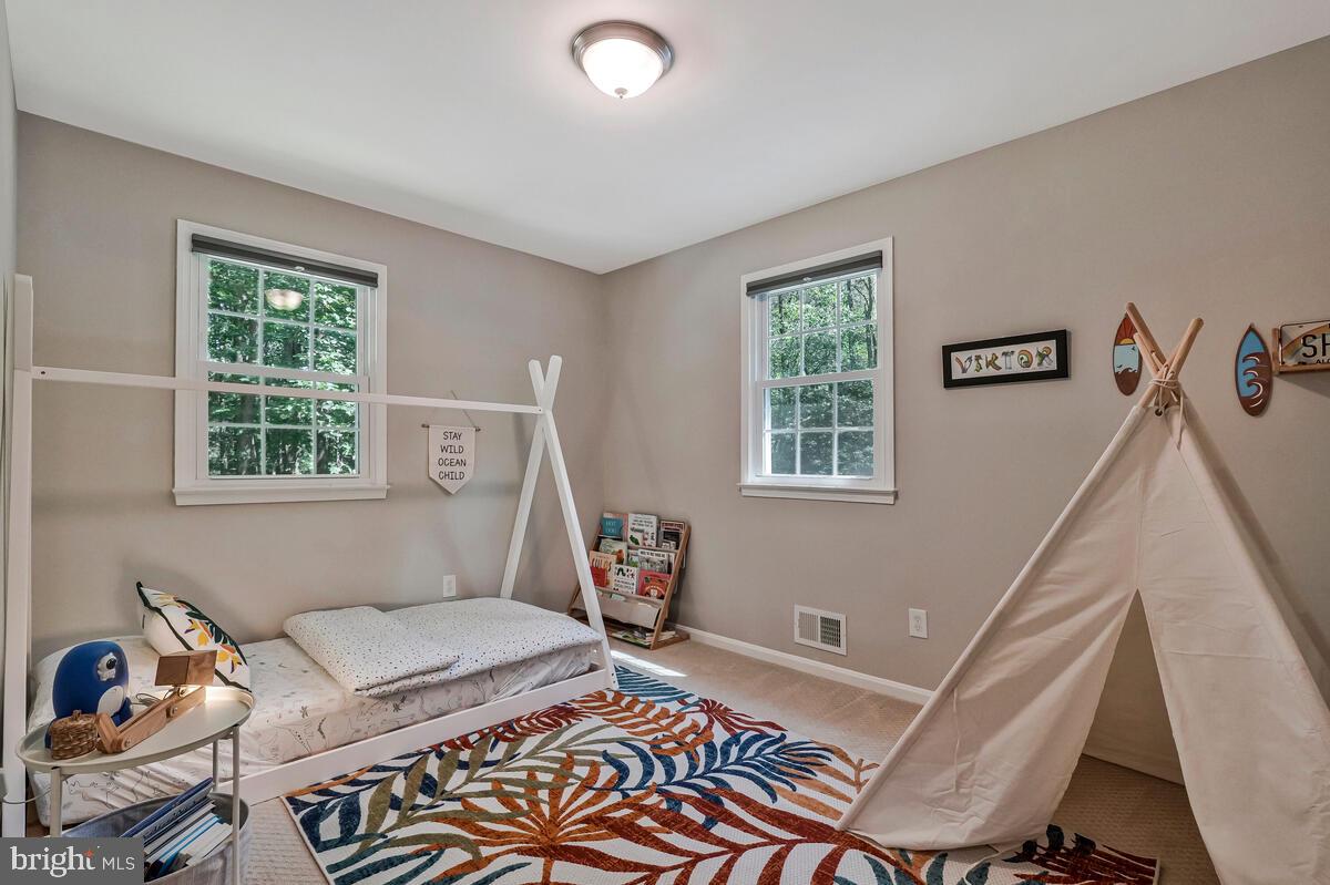 BRYANTOWN HILLS - Residential