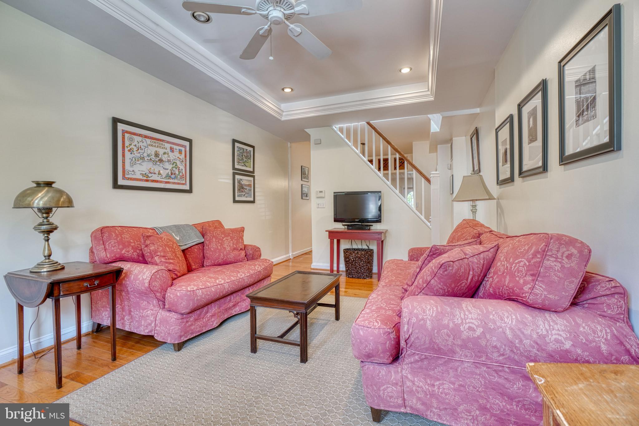 RIVERSIDE - Residential