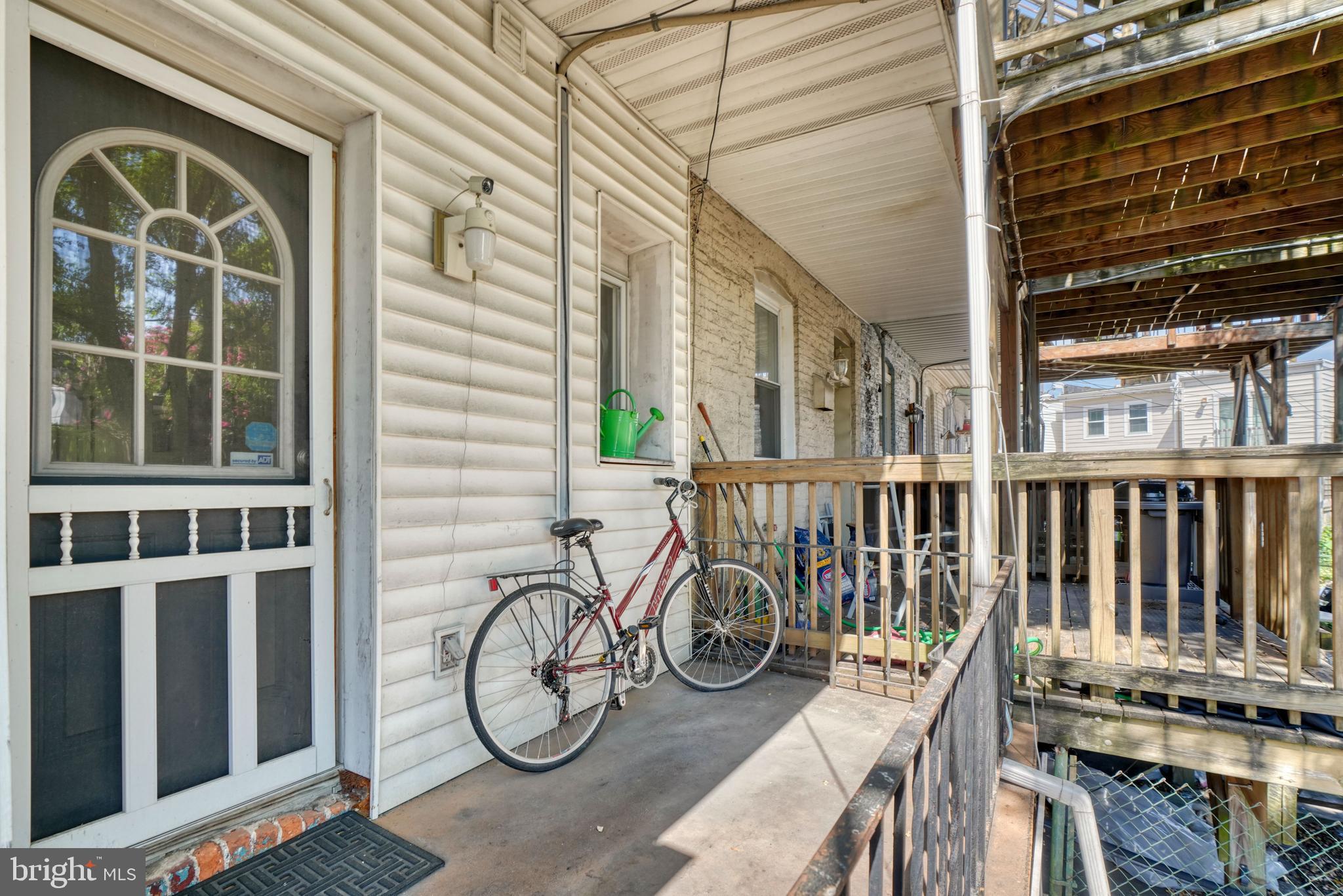 RIVERSIDE - Residential