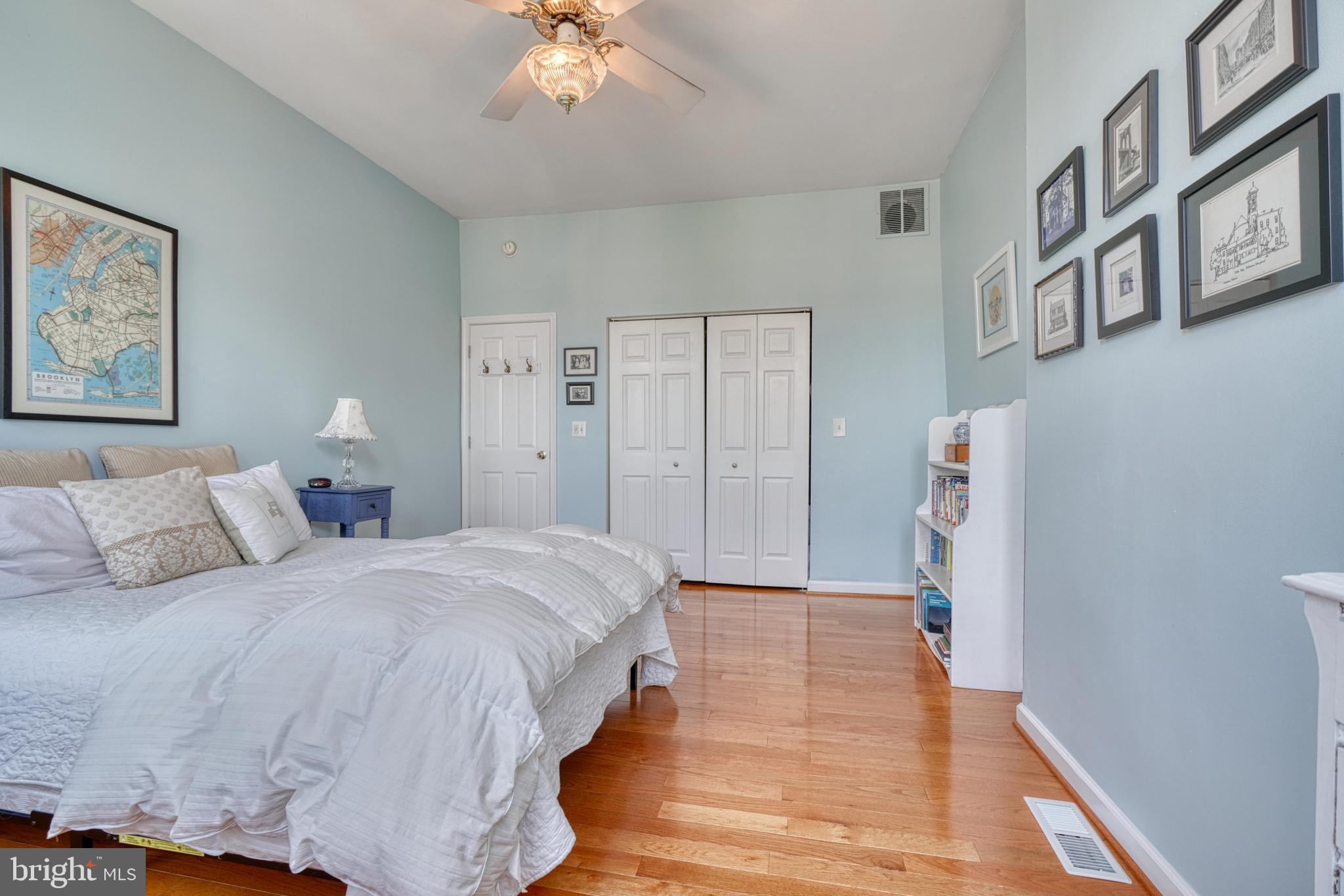 RIVERSIDE - Residential