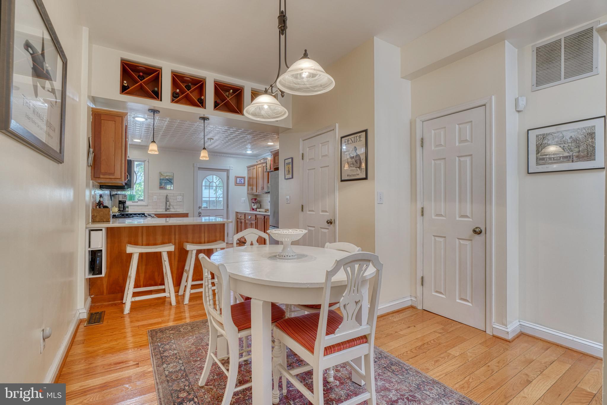 RIVERSIDE - Residential