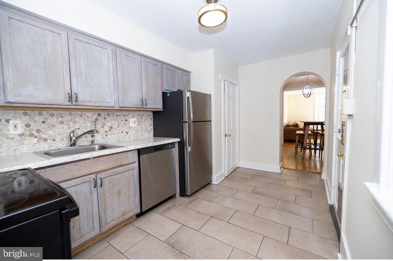 RIDGELY'S DELIGHT - Residential Lease