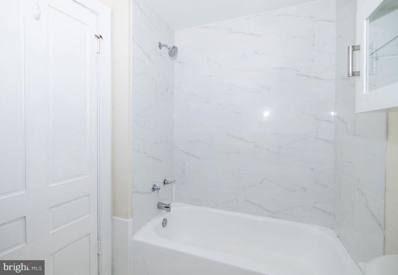 RIDGELY'S DELIGHT - Residential Lease