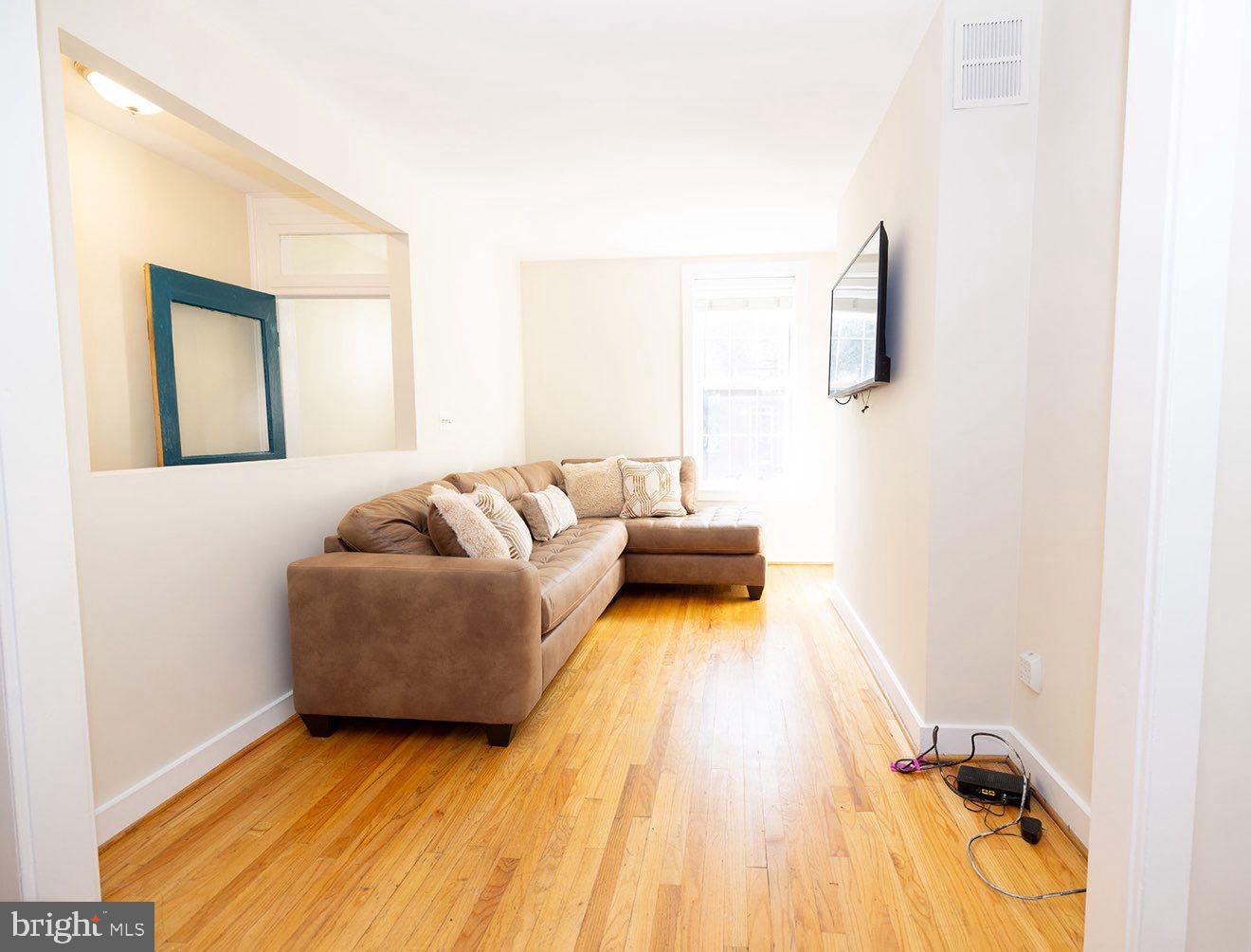 RIDGELY'S DELIGHT - Residential Lease