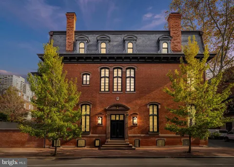 2041 Delancey Place, Philadelphia, PA MLS: PAPH2461952