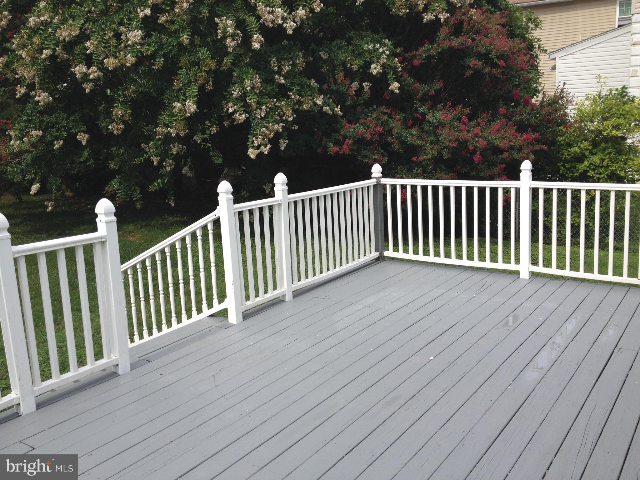 RIDGE GROVE - Residential