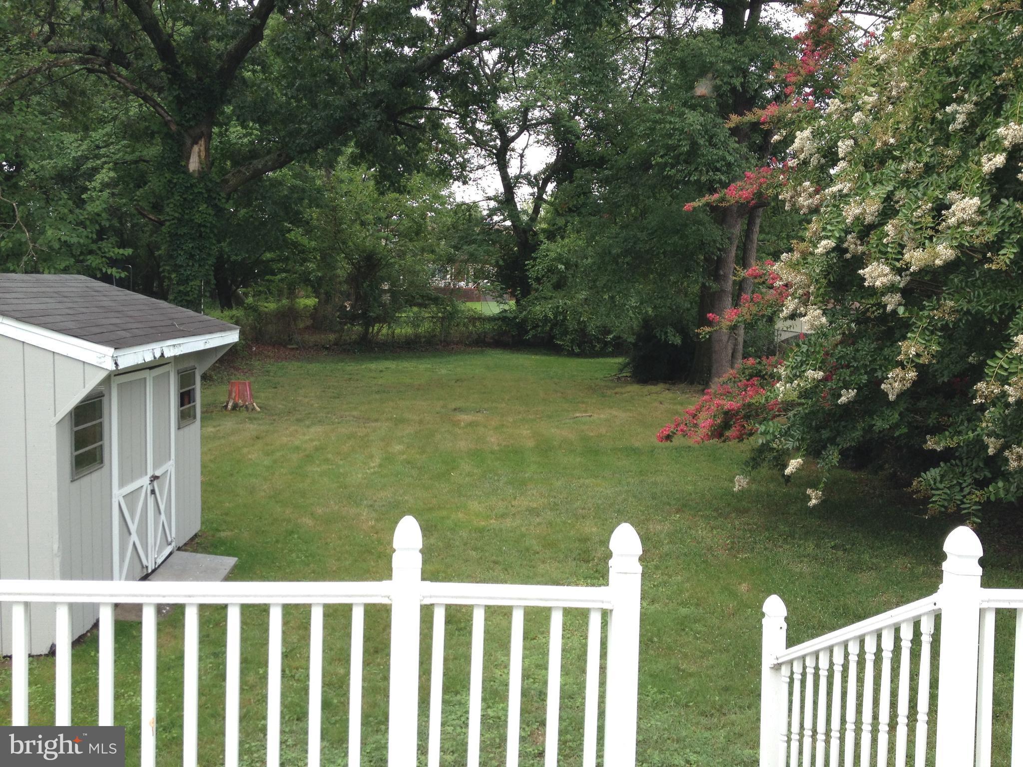 RIDGE GROVE - Residential