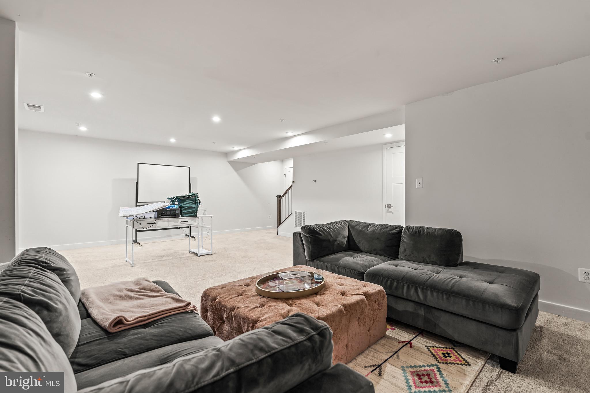 WESTFIELDS - Residential