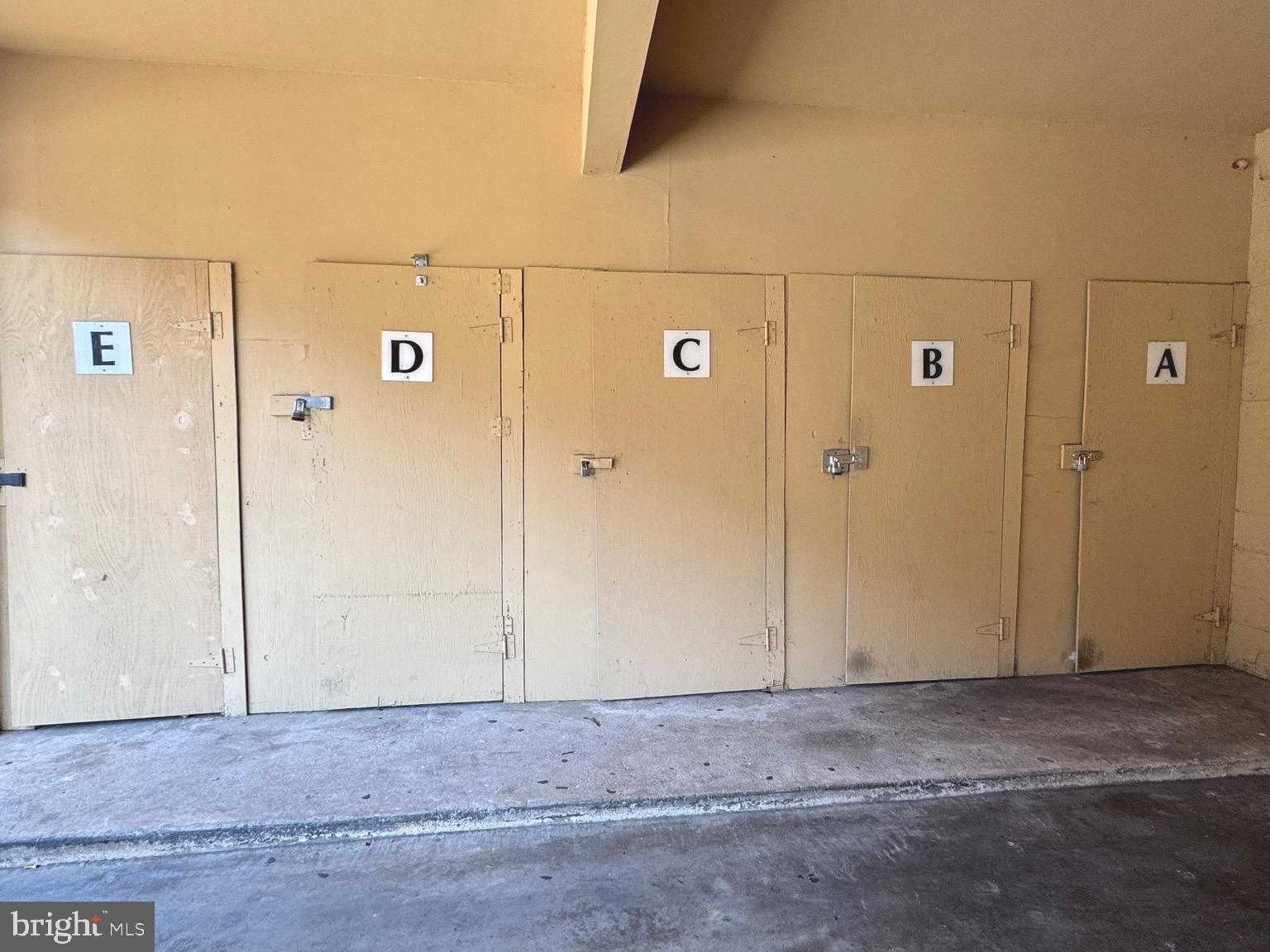 SEQUOYAH - Residential Lease