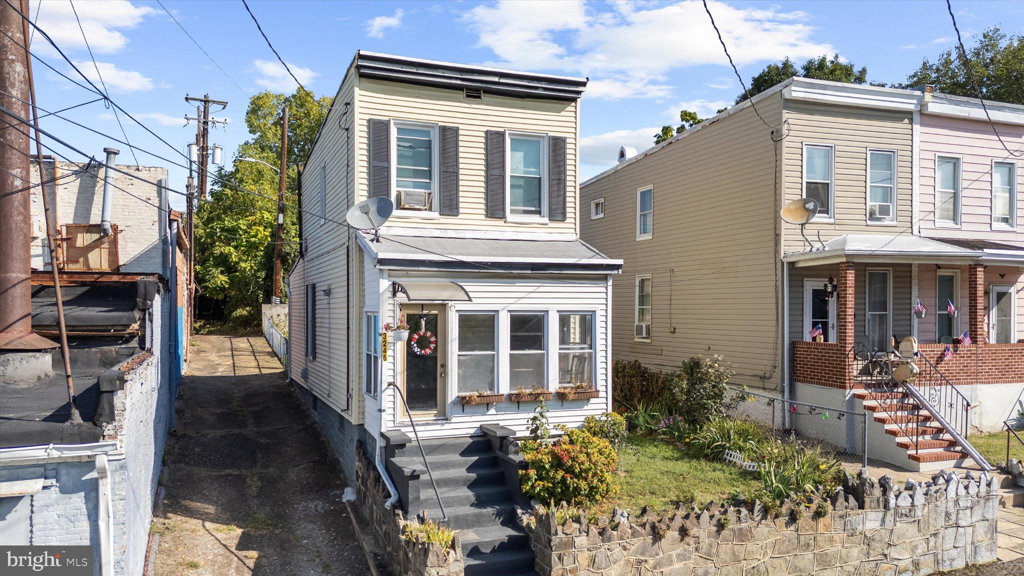 3246 KINGSLEY STREET