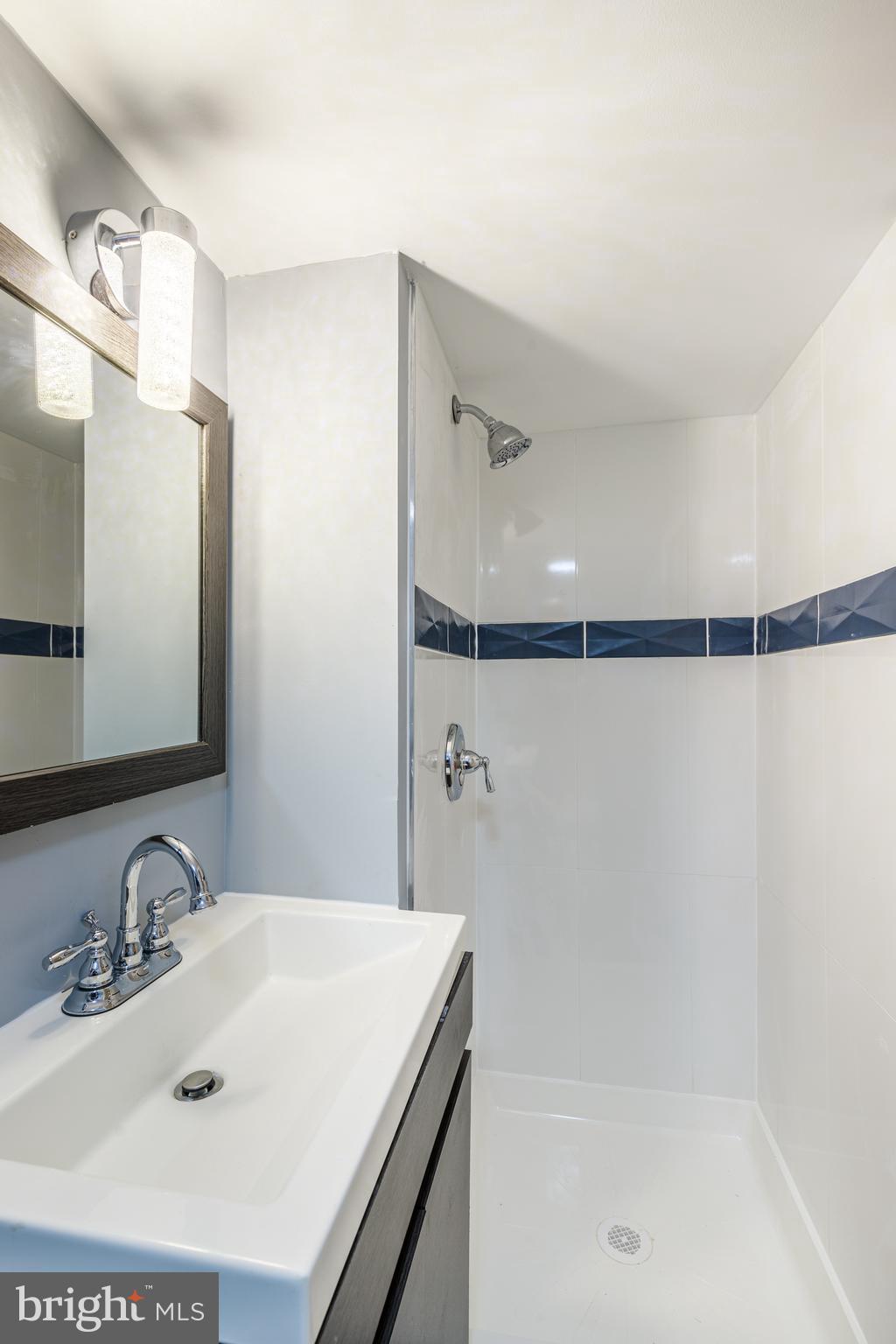 ARLINGTON - Residential