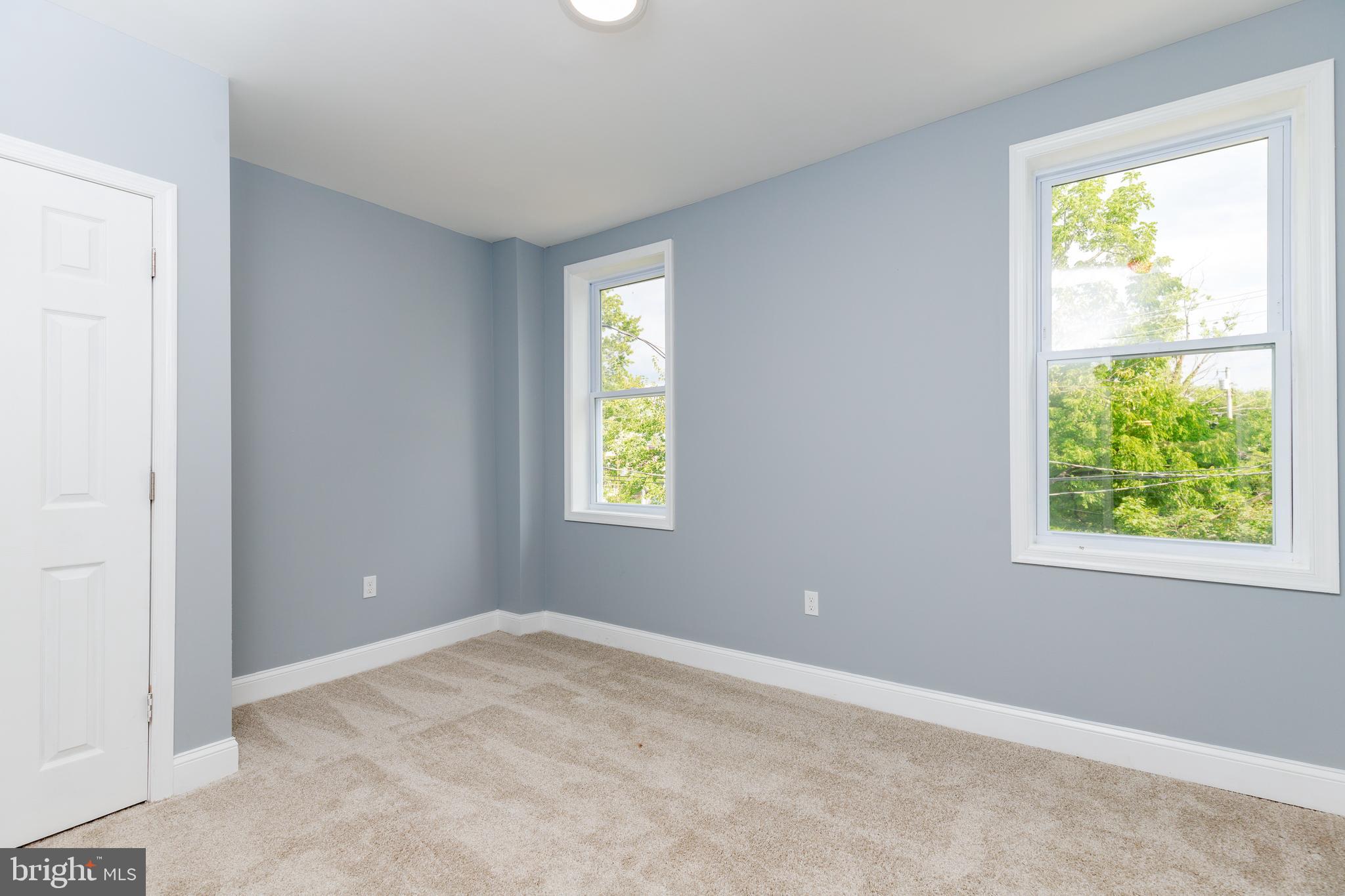 ARLINGTON - Residential