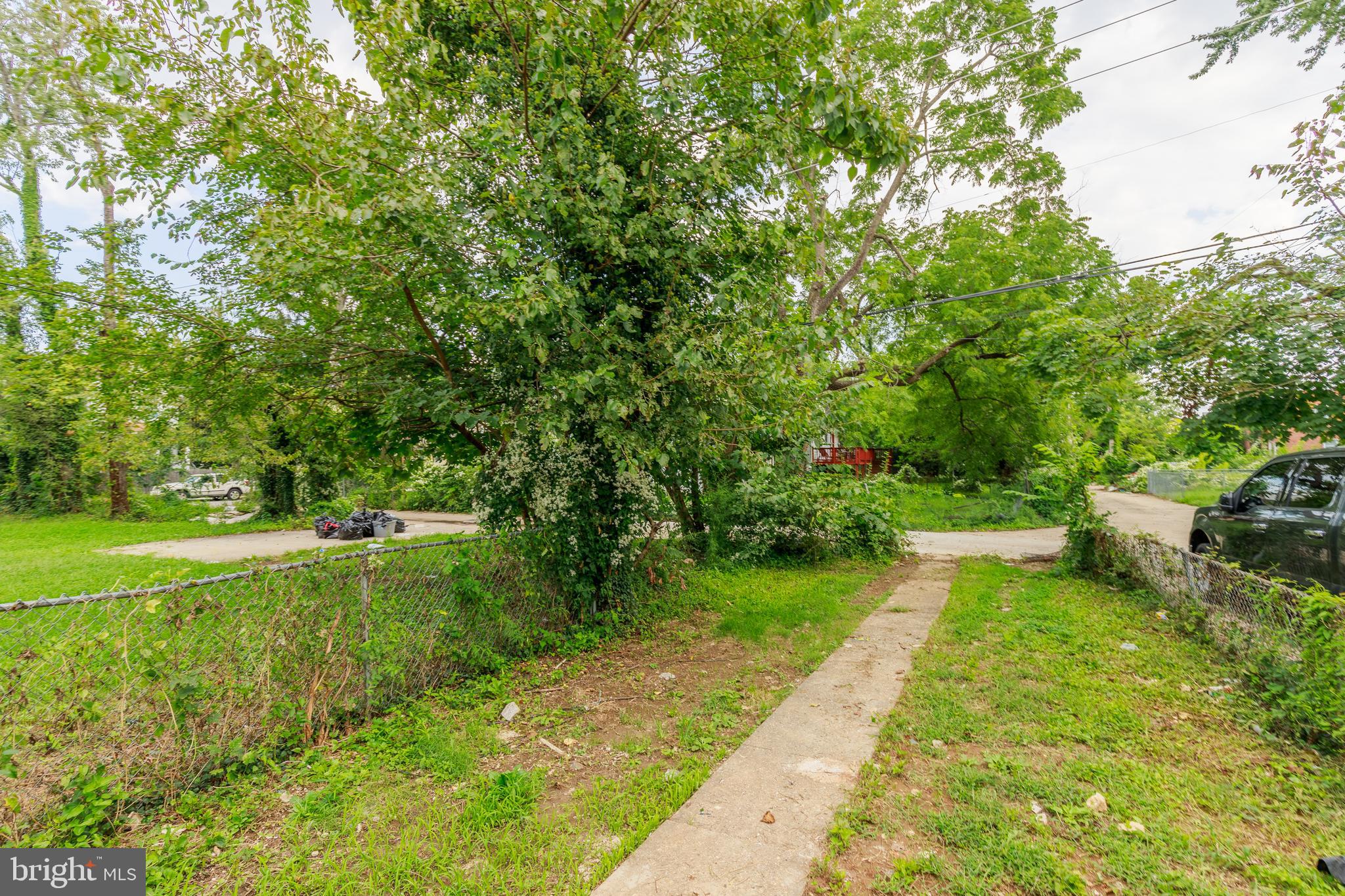 ARLINGTON - Residential