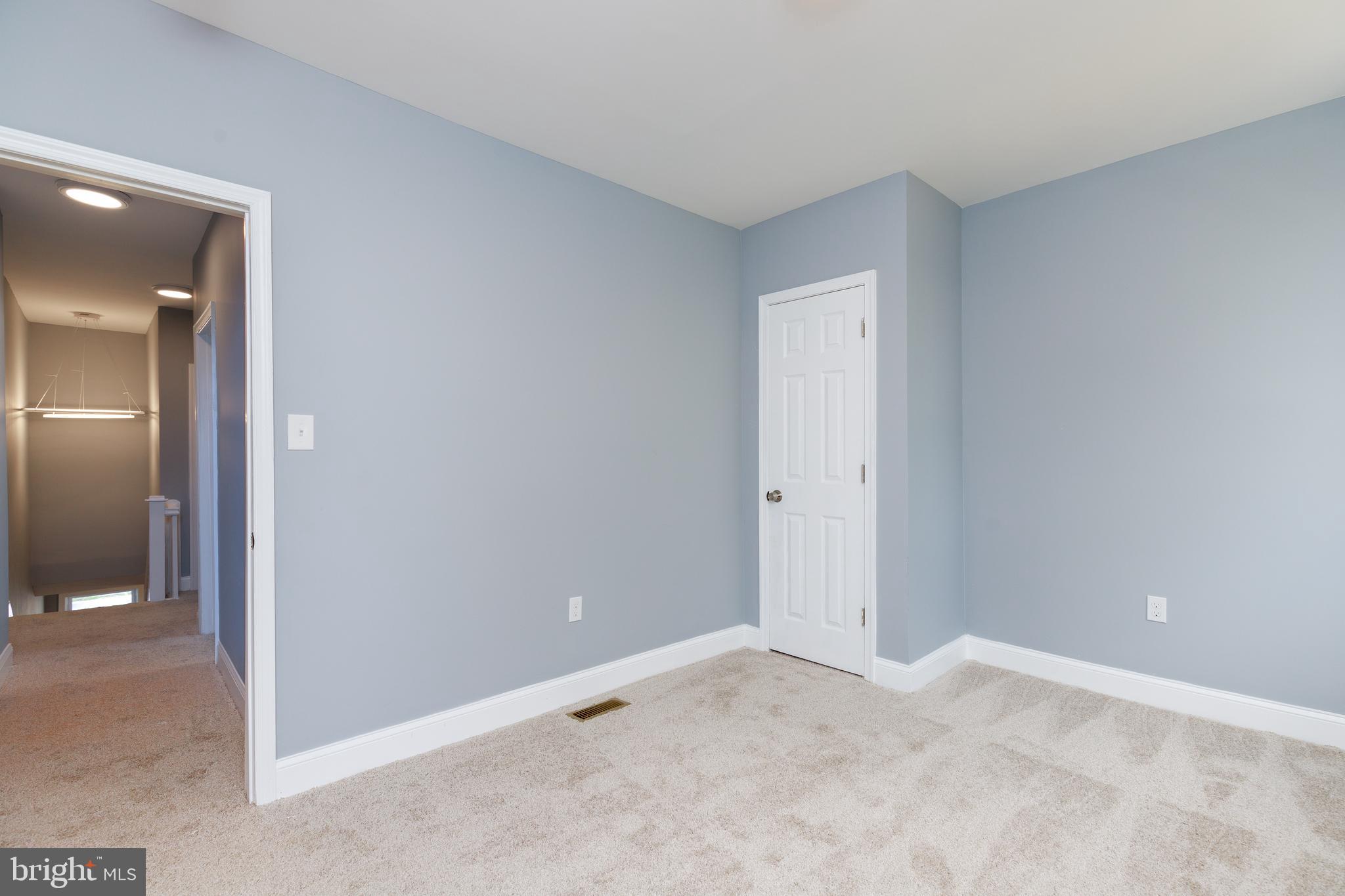 ARLINGTON - Residential