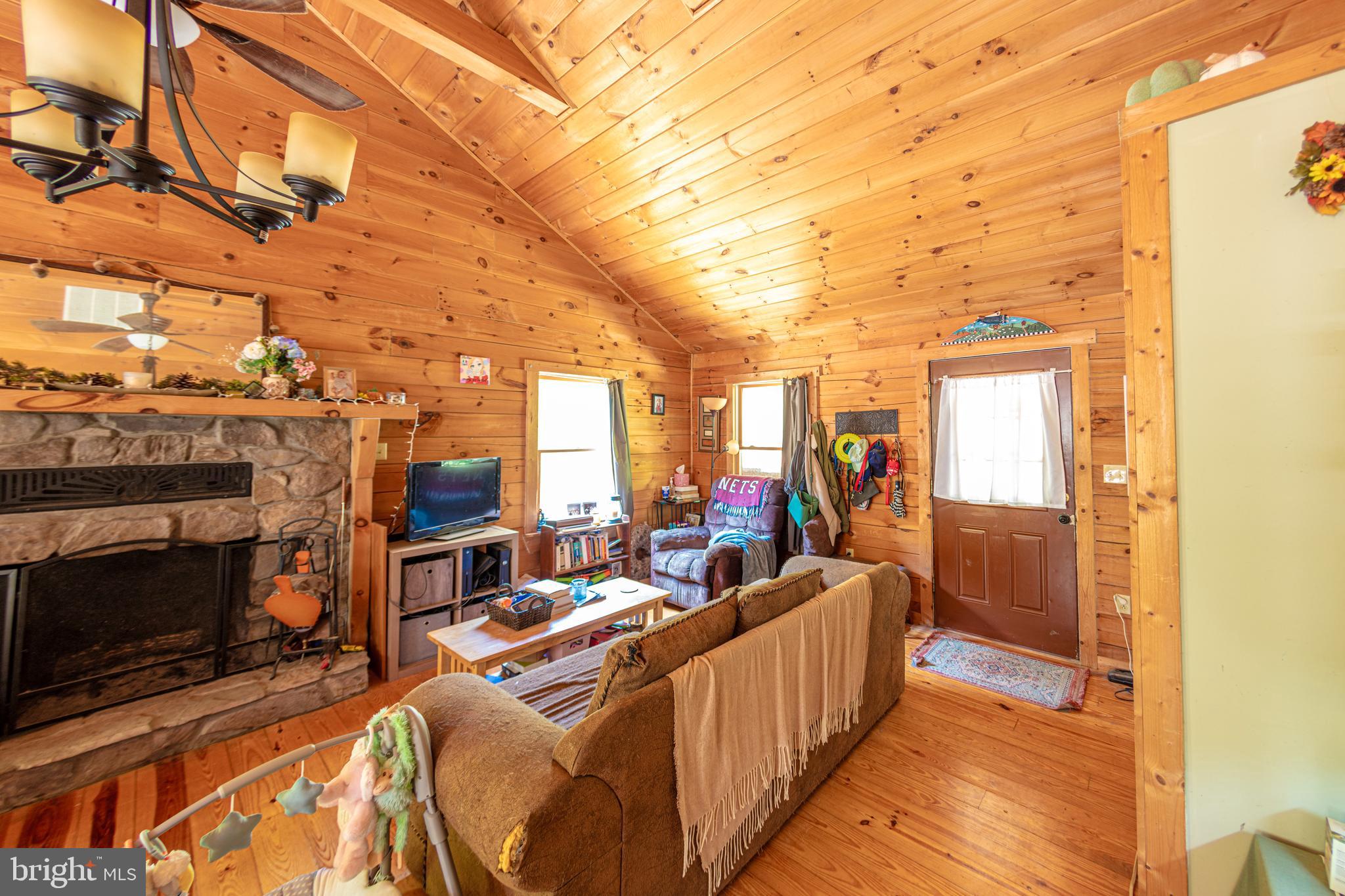 RAVEN ROCK - Residential