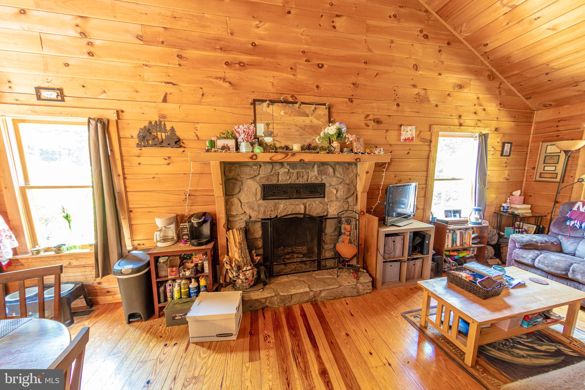 RAVEN ROCK - Residential