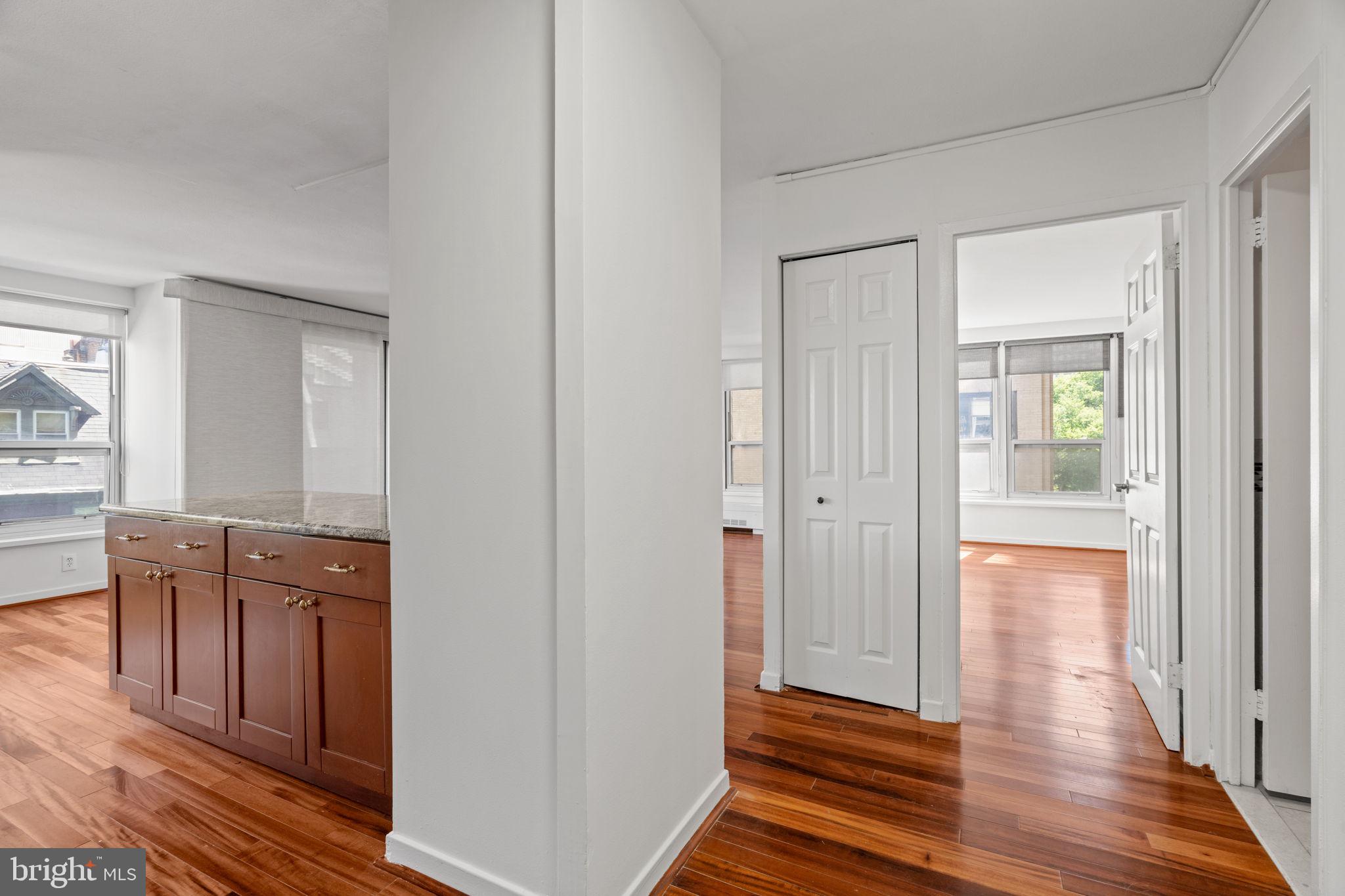 226 W RITTENHOUSE SQUARE 30 416