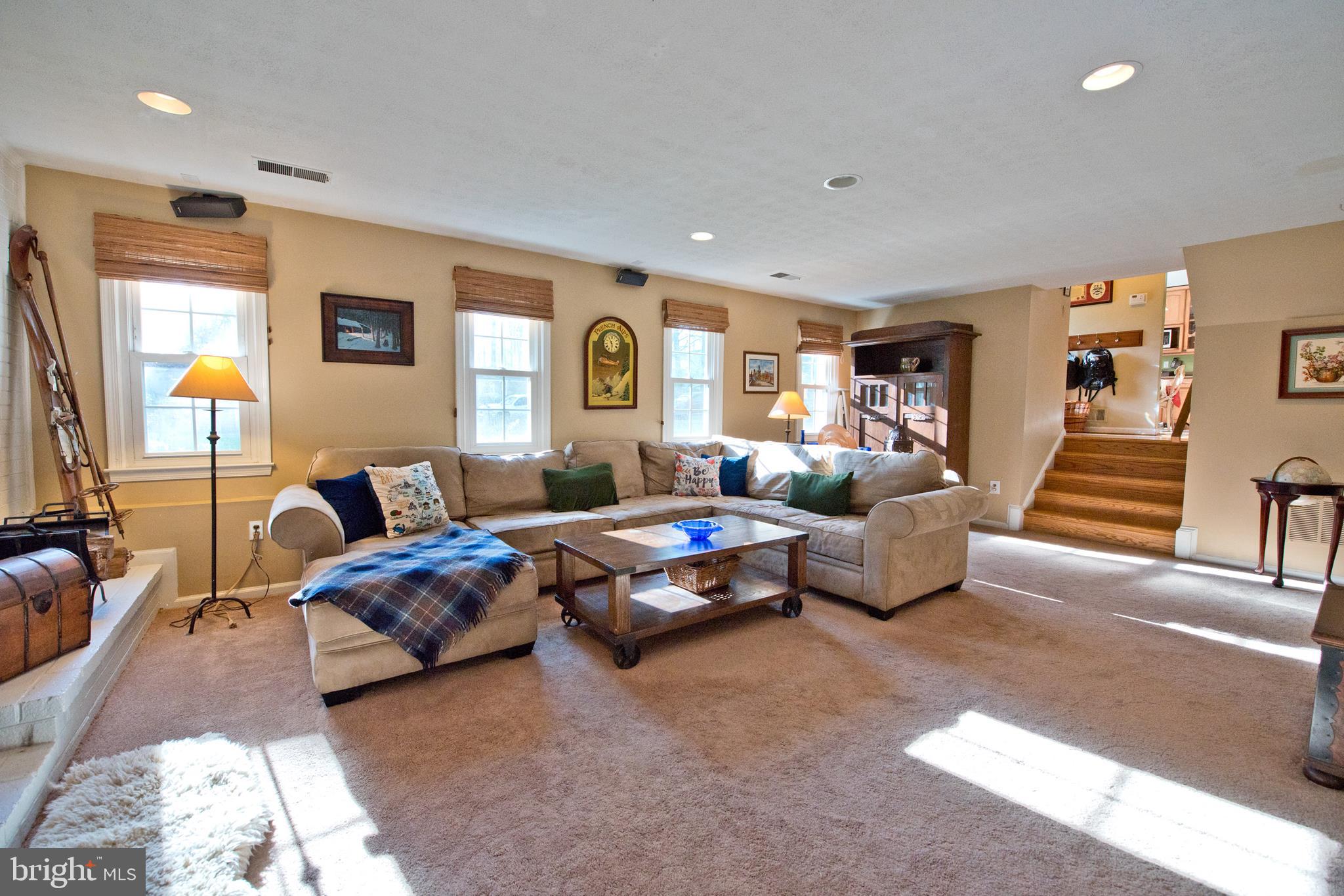 BEAVERBROOK - Residential