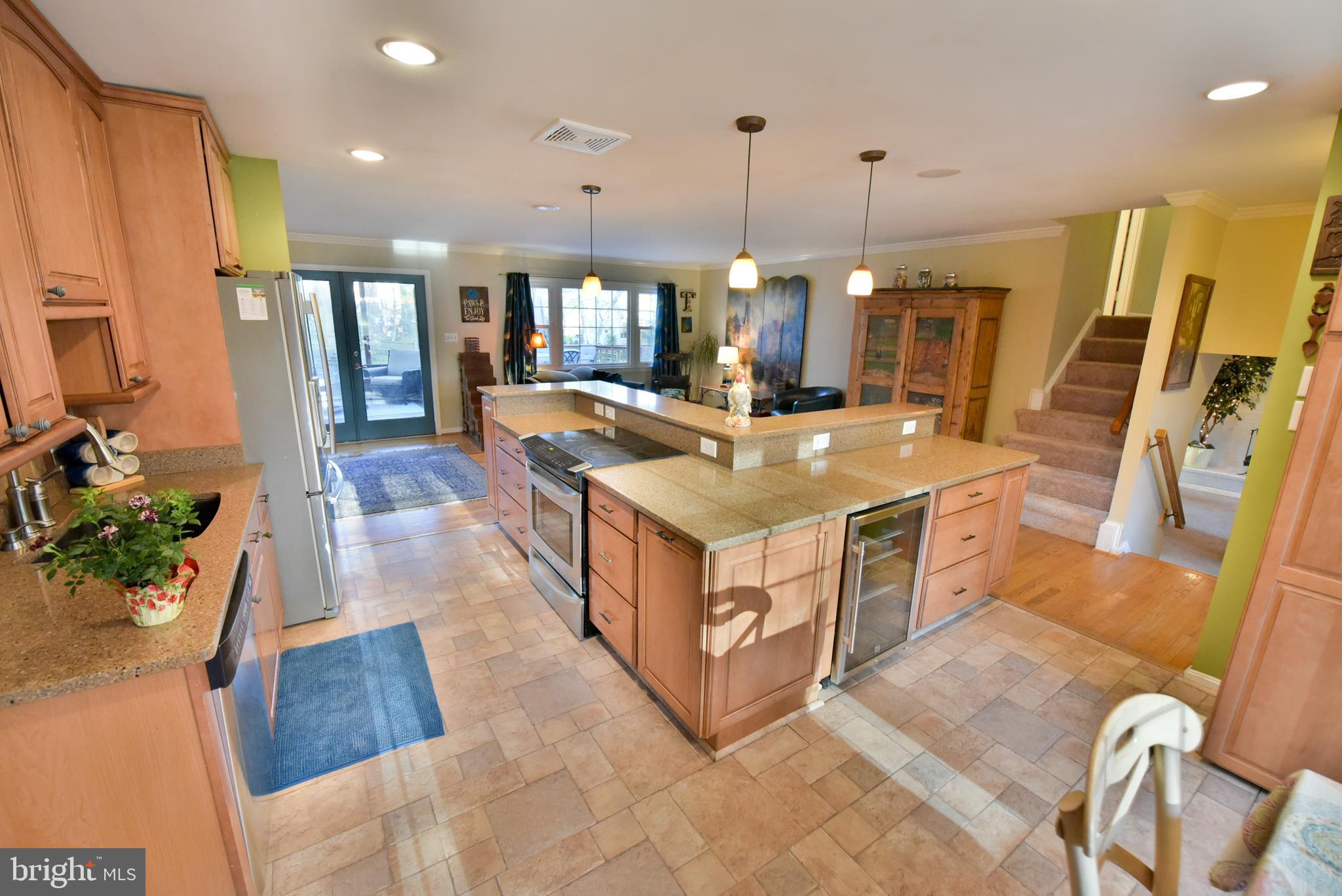 BEAVERBROOK - Residential