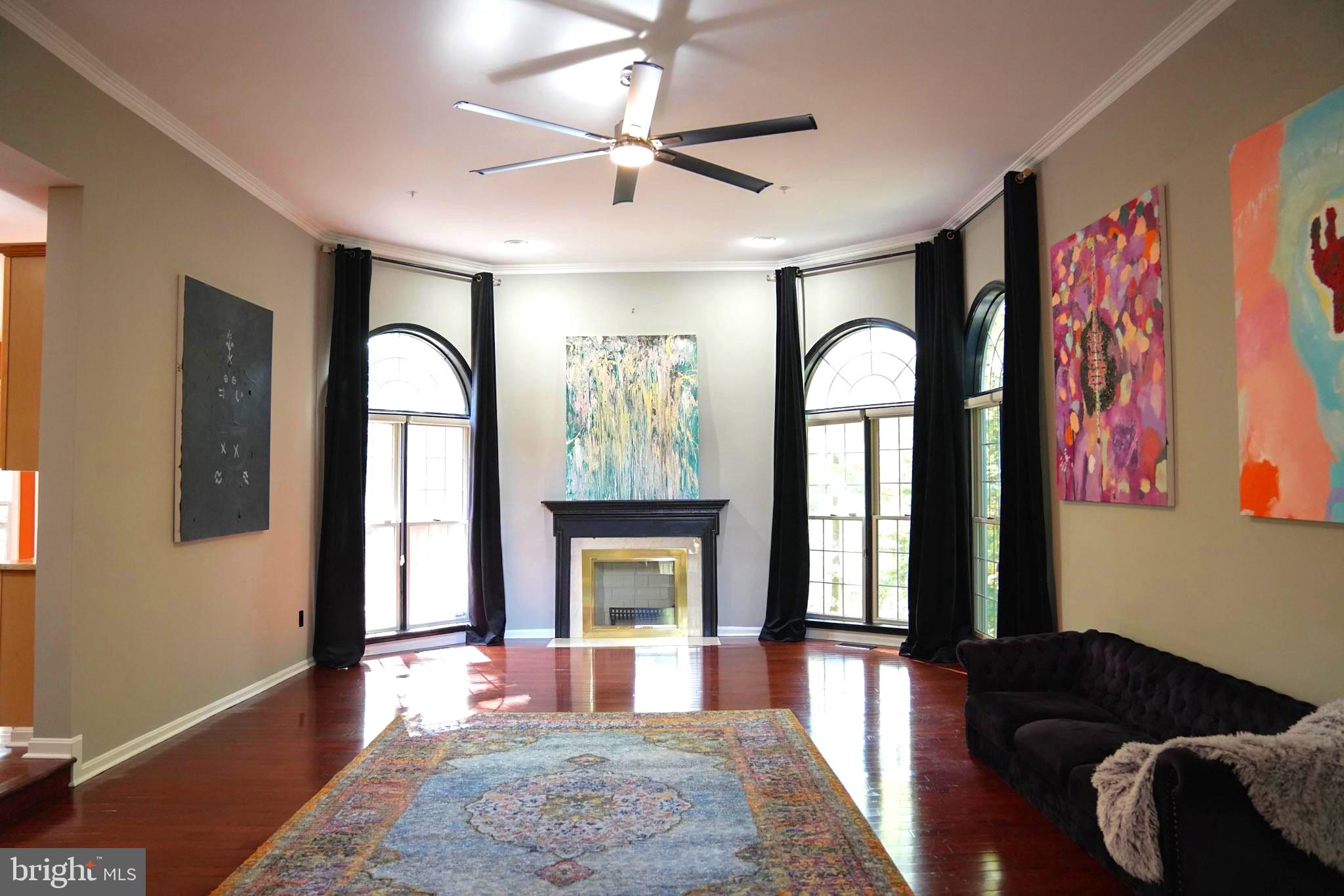 FARMINGTON WOODS - Residential