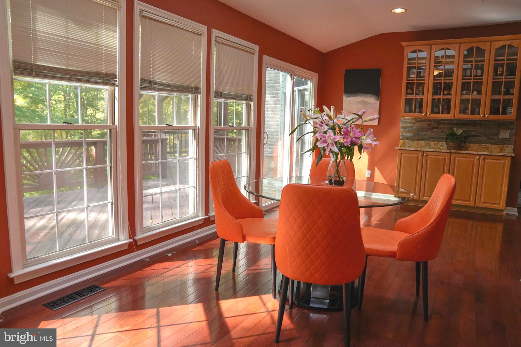 FARMINGTON WOODS - Residential