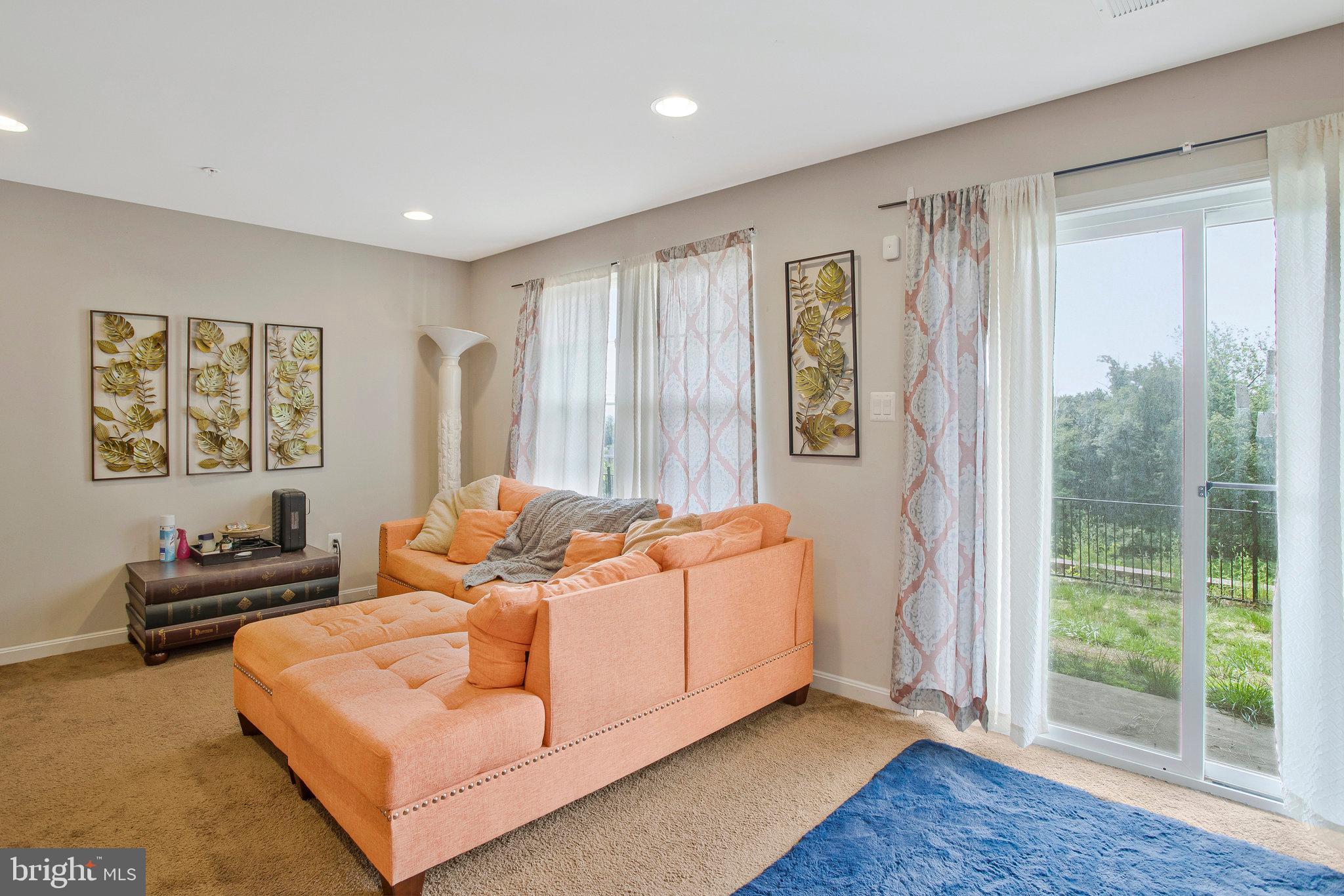 BRISTOL GREEN - Residential