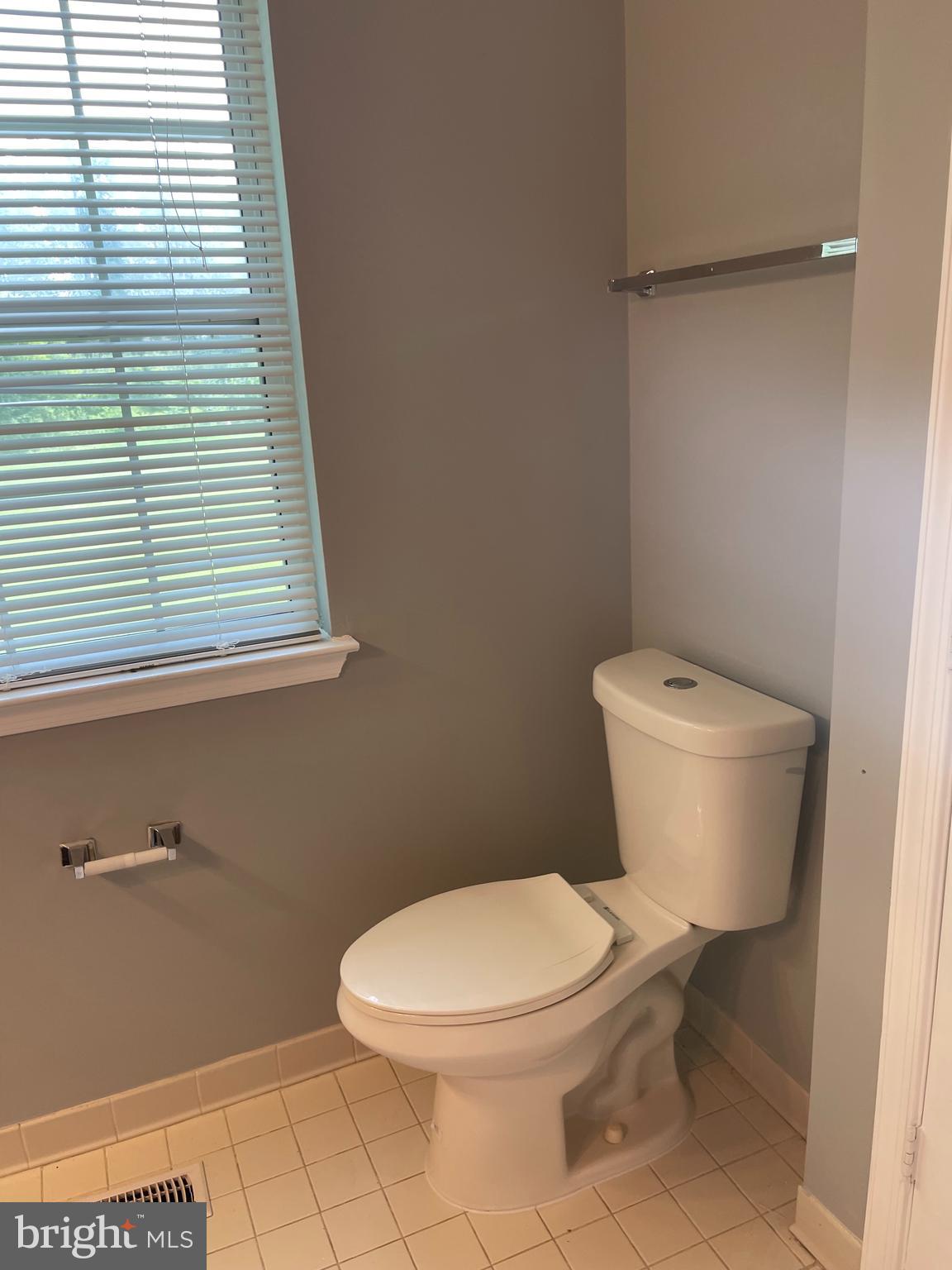 VILLAGES OF MARLBOROUGH - Residential Lease