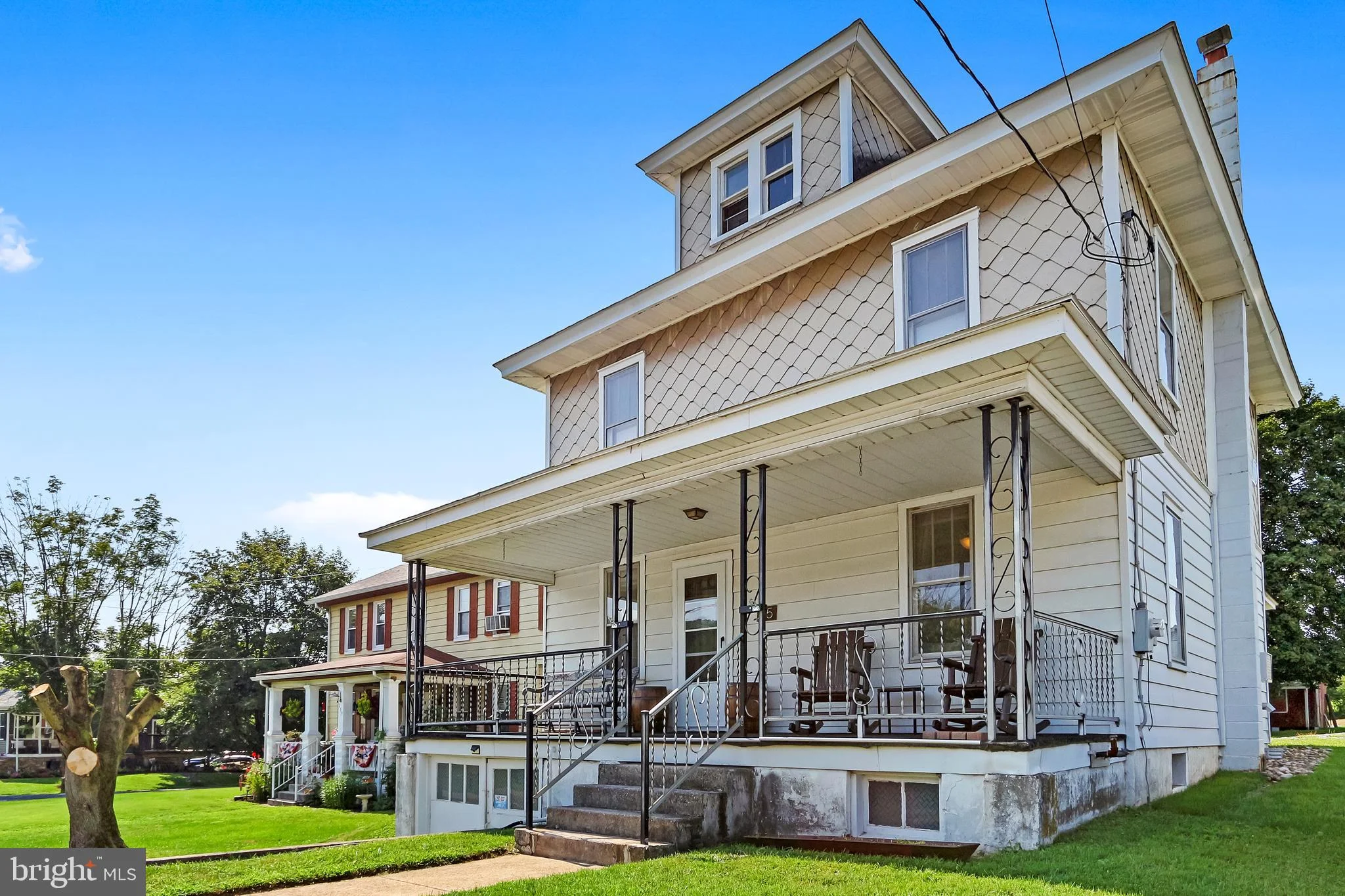 215 Sweet Arrow Lake Road, Pine Grove, PA 17963