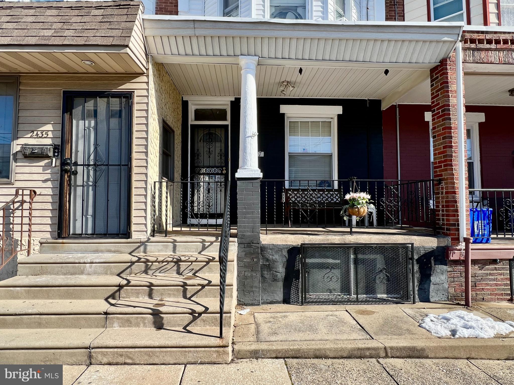 ELMWOOD PARK - Residential