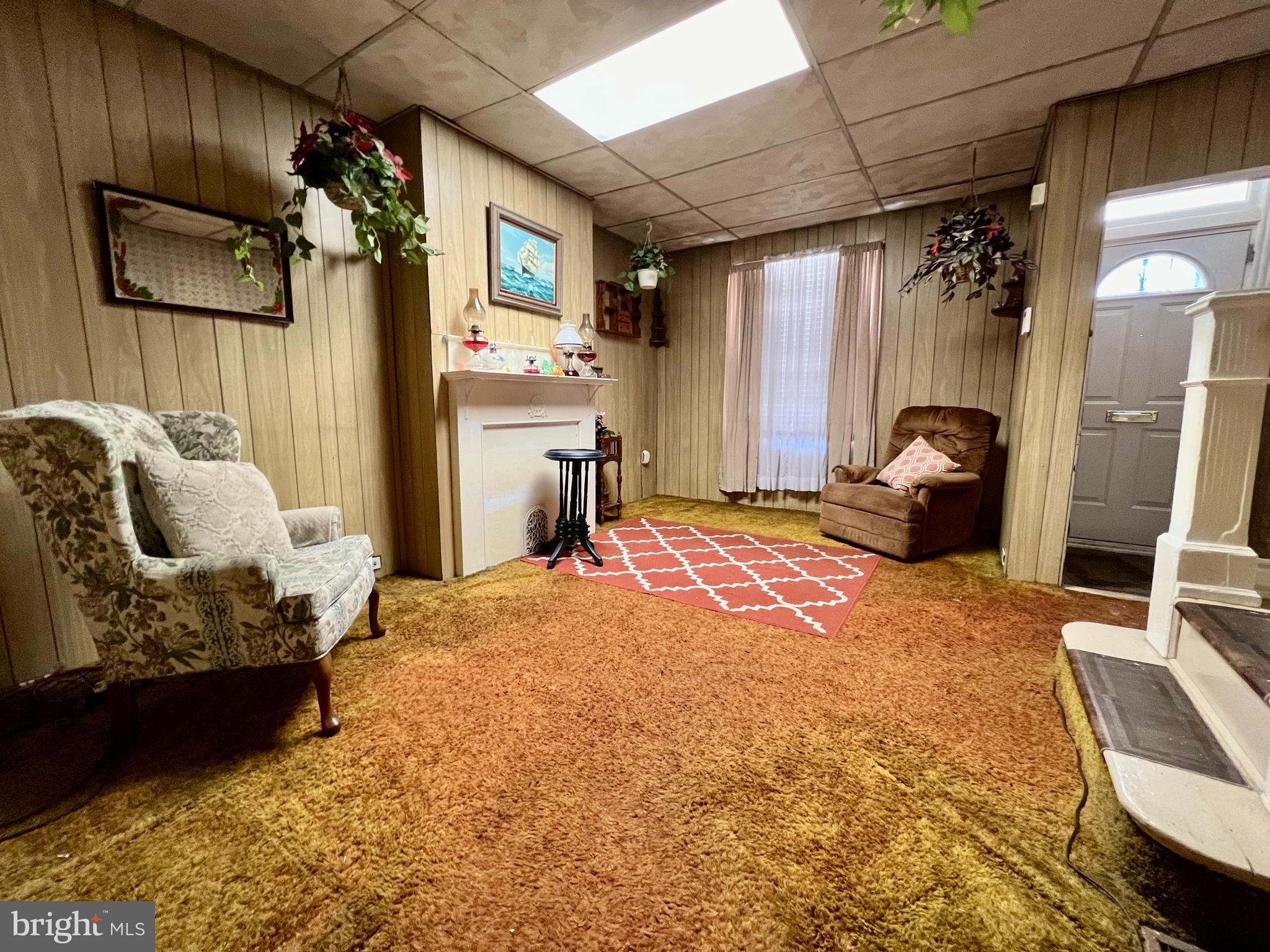 ELMWOOD PARK - Residential