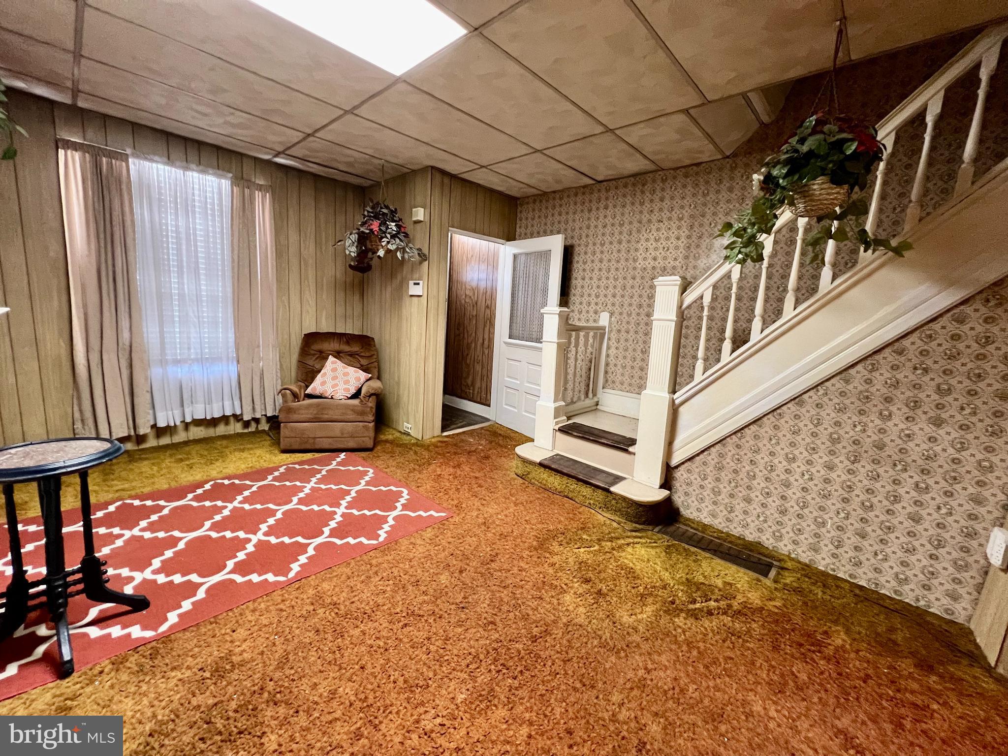 ELMWOOD PARK - Residential