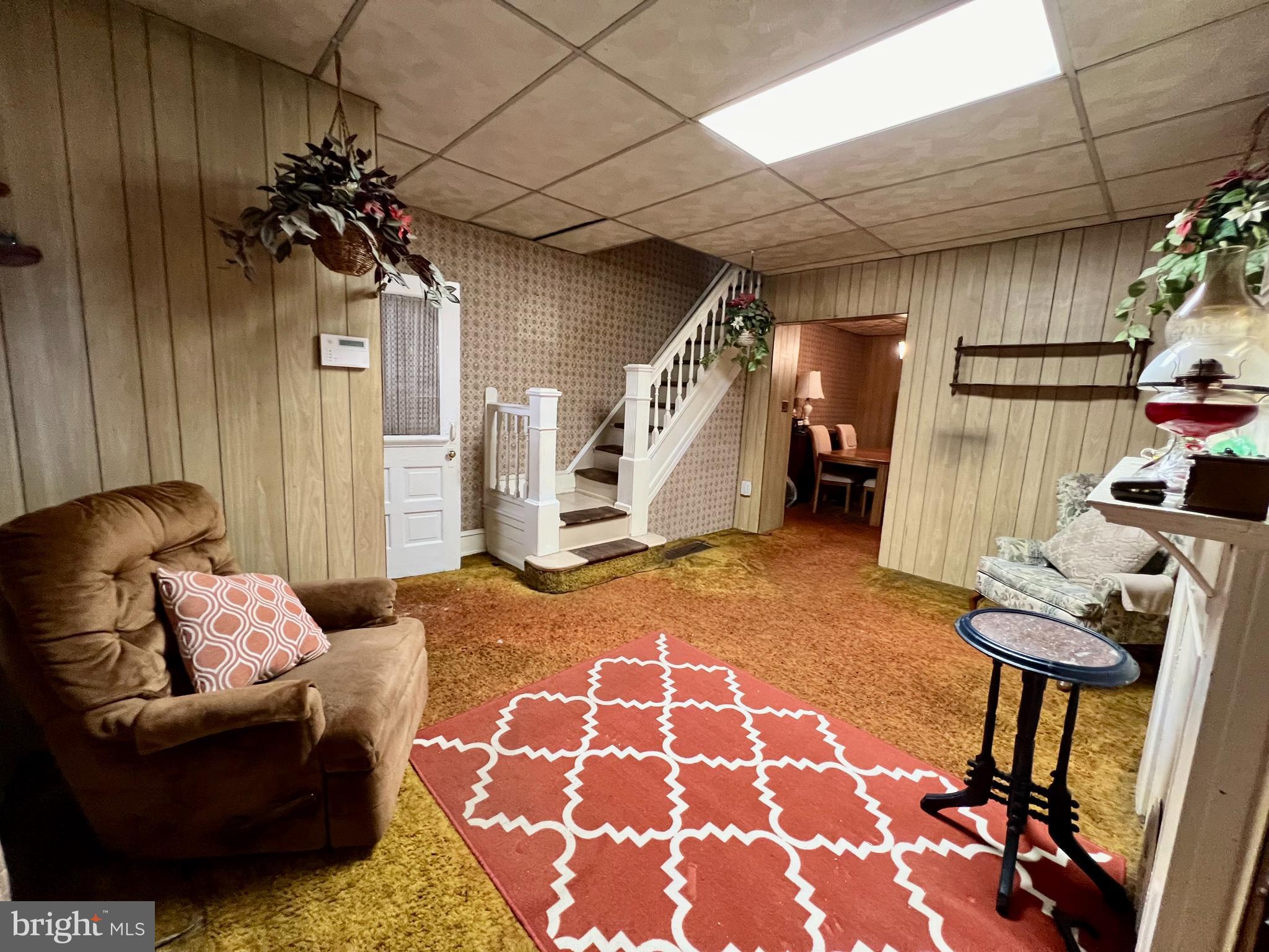 ELMWOOD PARK - Residential