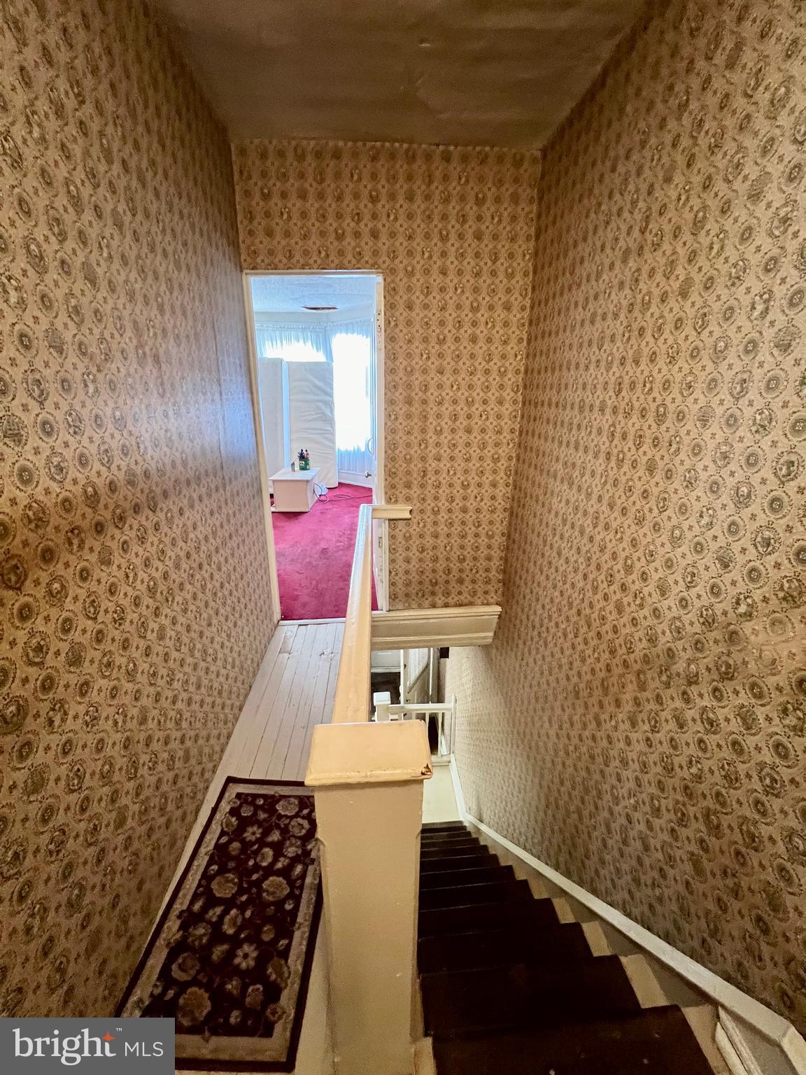 ELMWOOD PARK - Residential