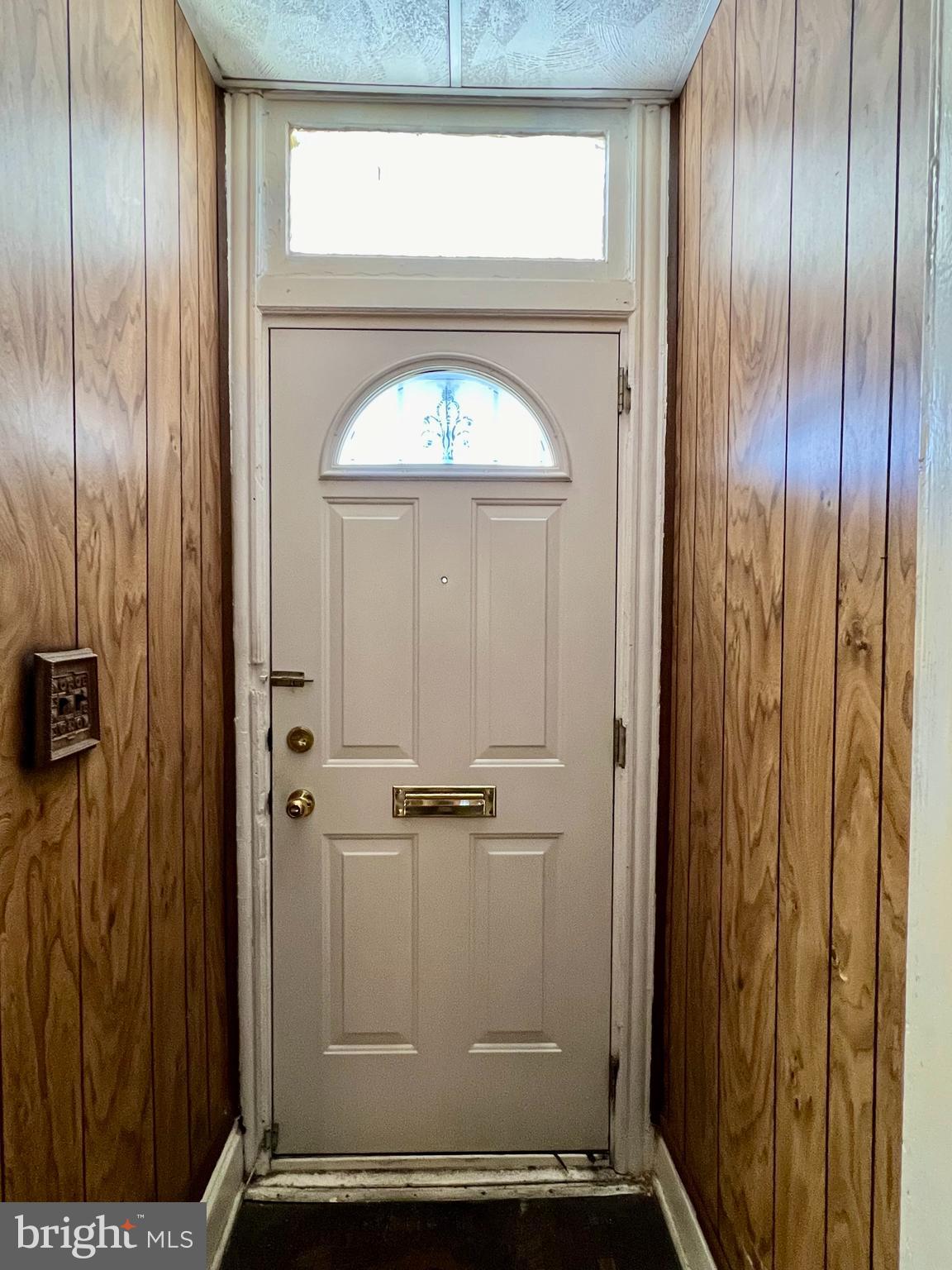 ELMWOOD PARK - Residential