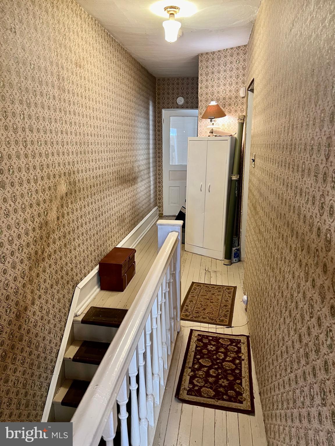 ELMWOOD PARK - Residential