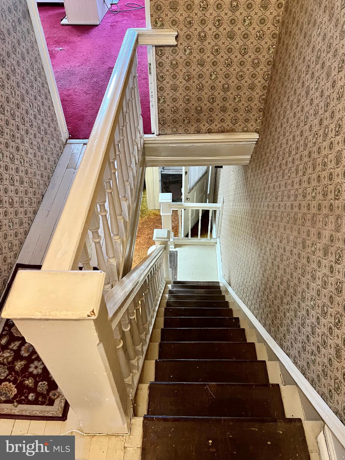 ELMWOOD PARK - Residential